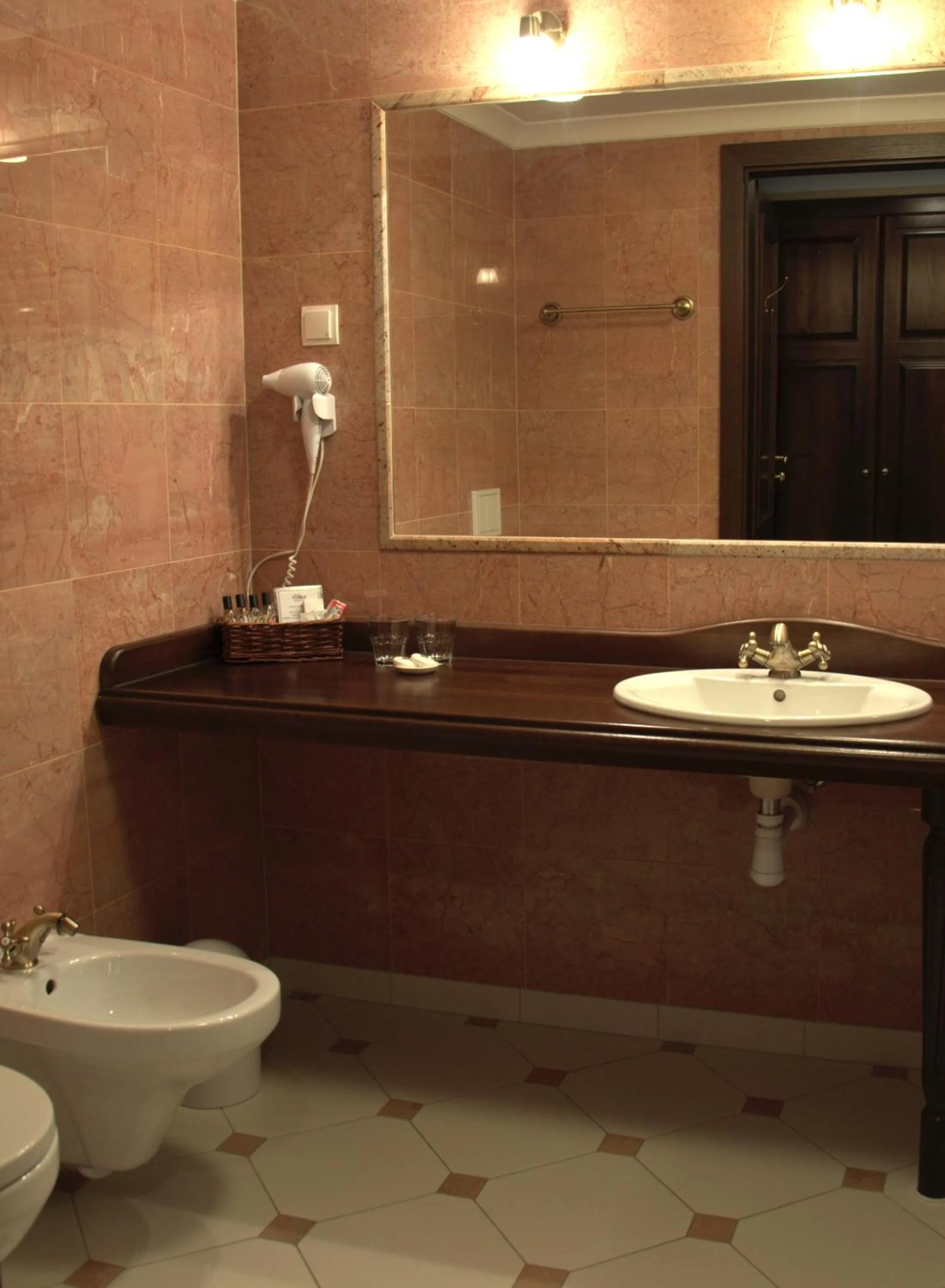 Bathroom in Dwór Sieraków