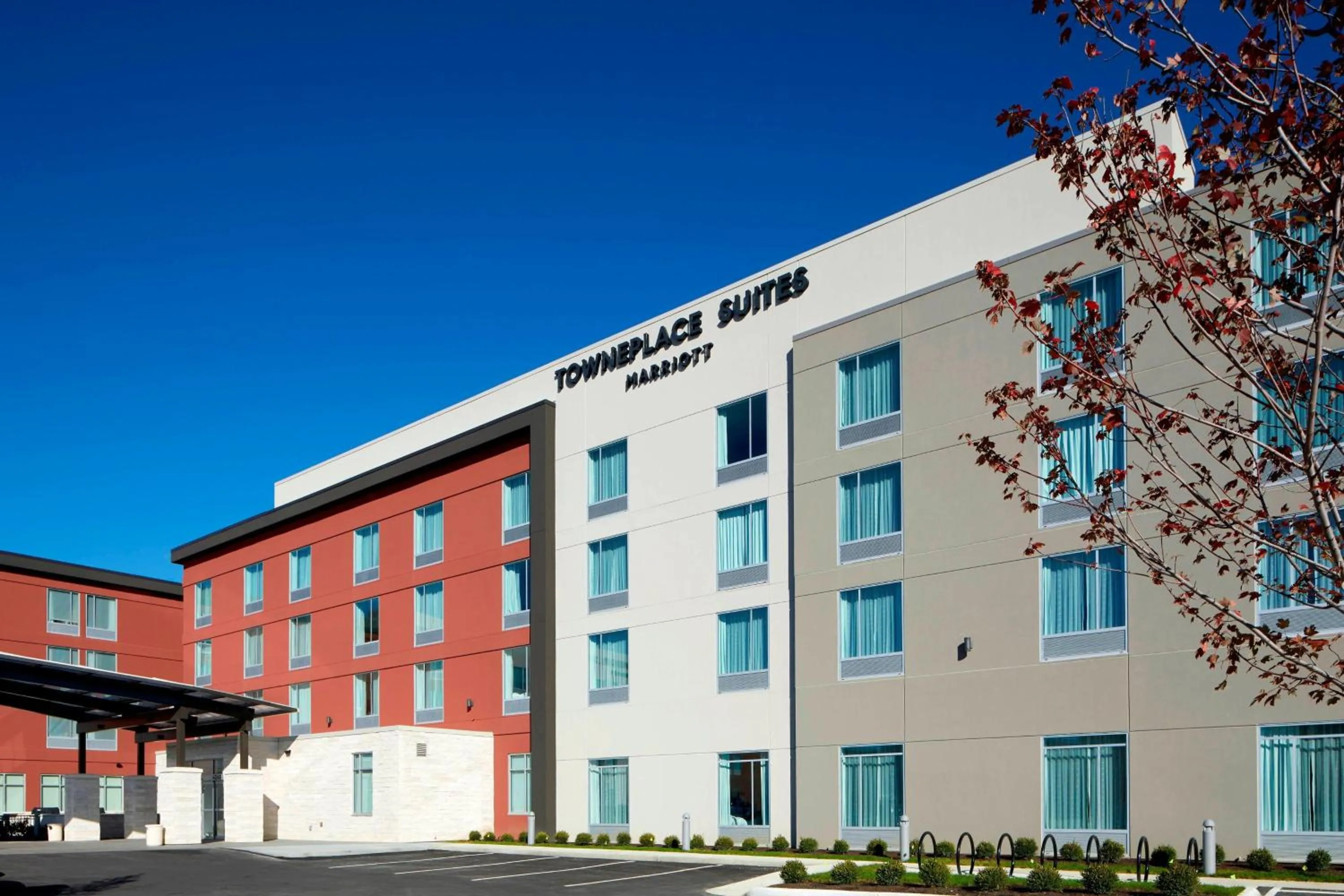 Property building in TownePlace Suites by Marriott Columbus Easton Area