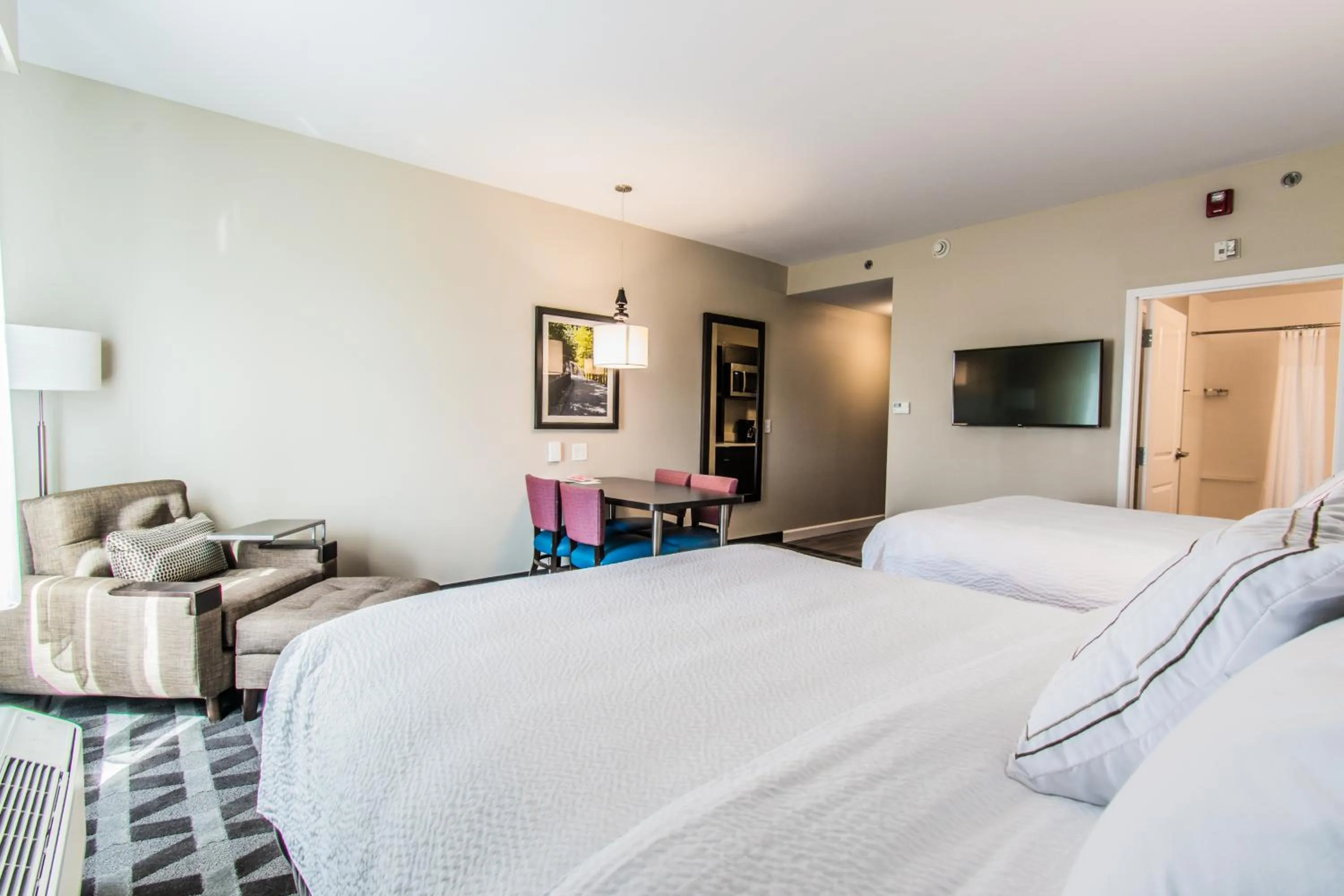 Property building, Bed in TownePlace Suites by Marriott Evansville Newburgh