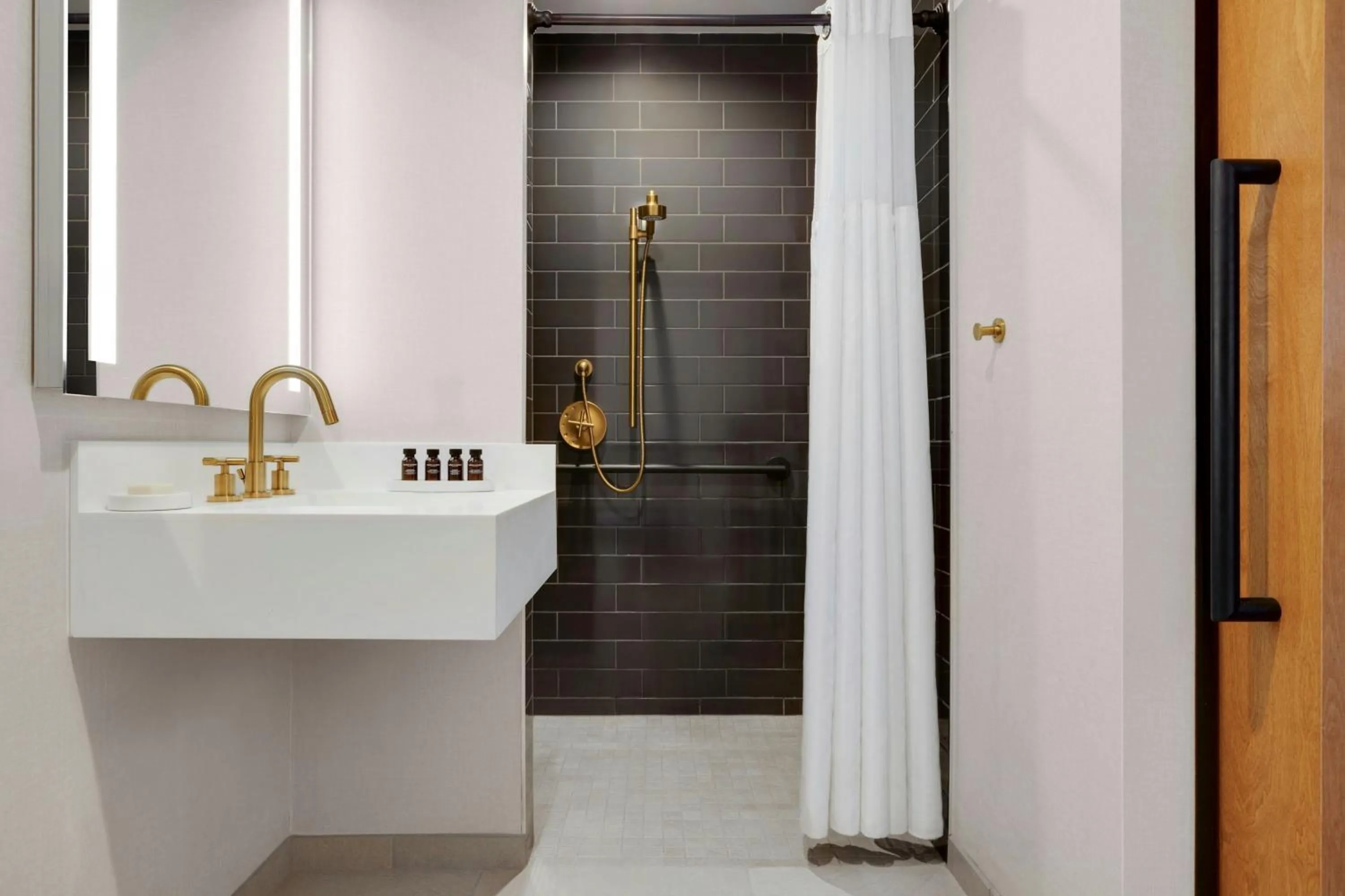 Bathroom in The MC, Autograph Collection