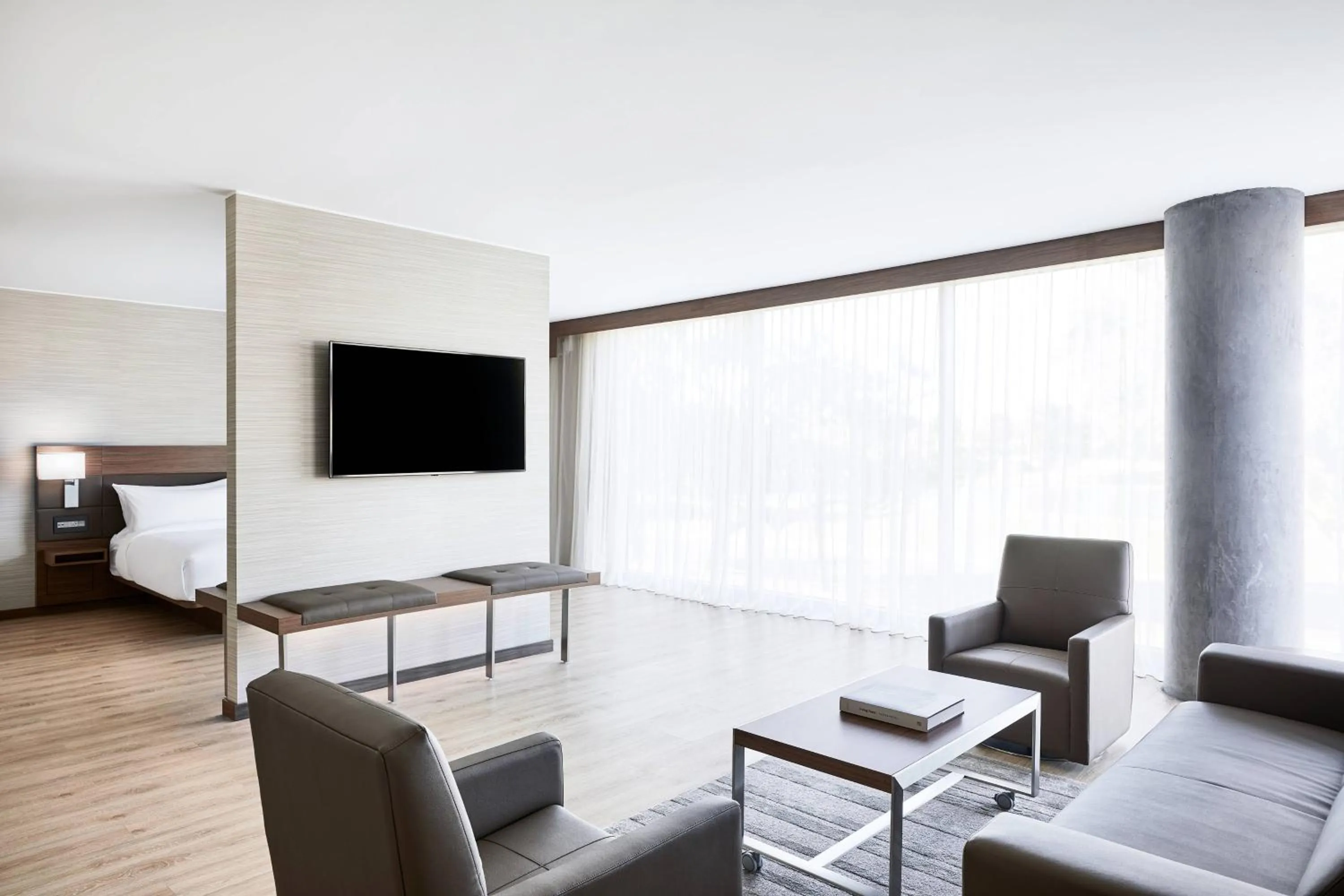 Bedroom in AC Hotel Phoenix Biltmore