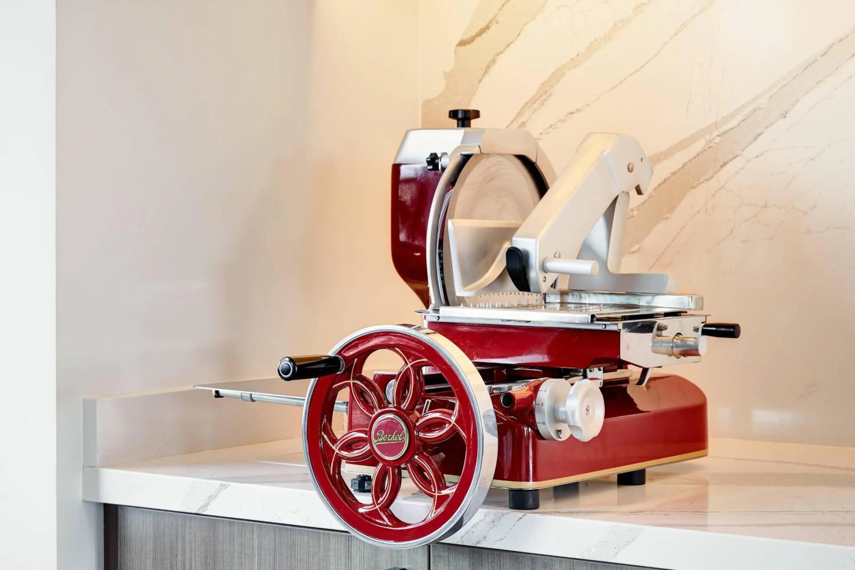 Restaurant/places to eat in AC Hotel Phoenix Biltmore