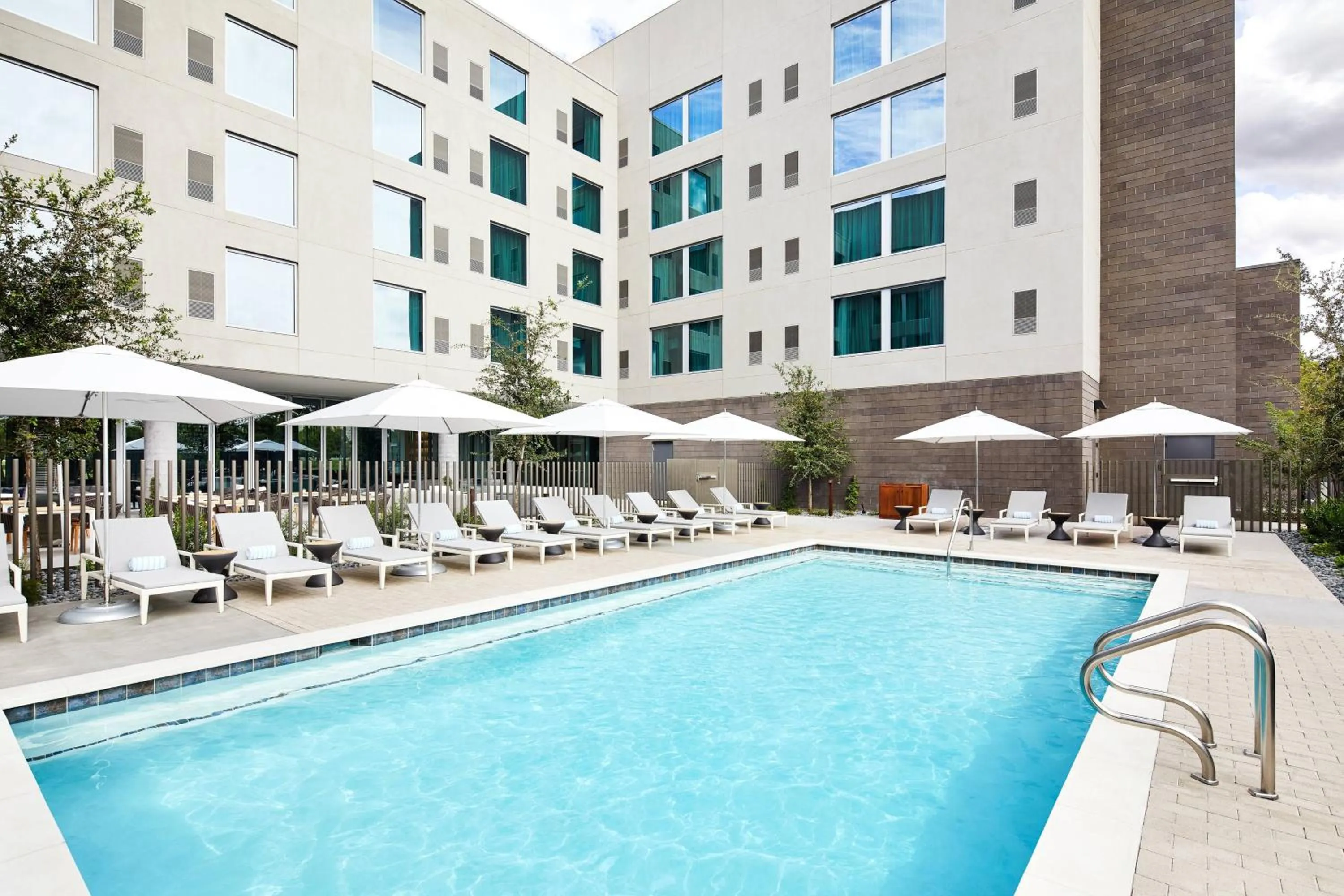 Swimming pool in AC Hotel Phoenix Biltmore