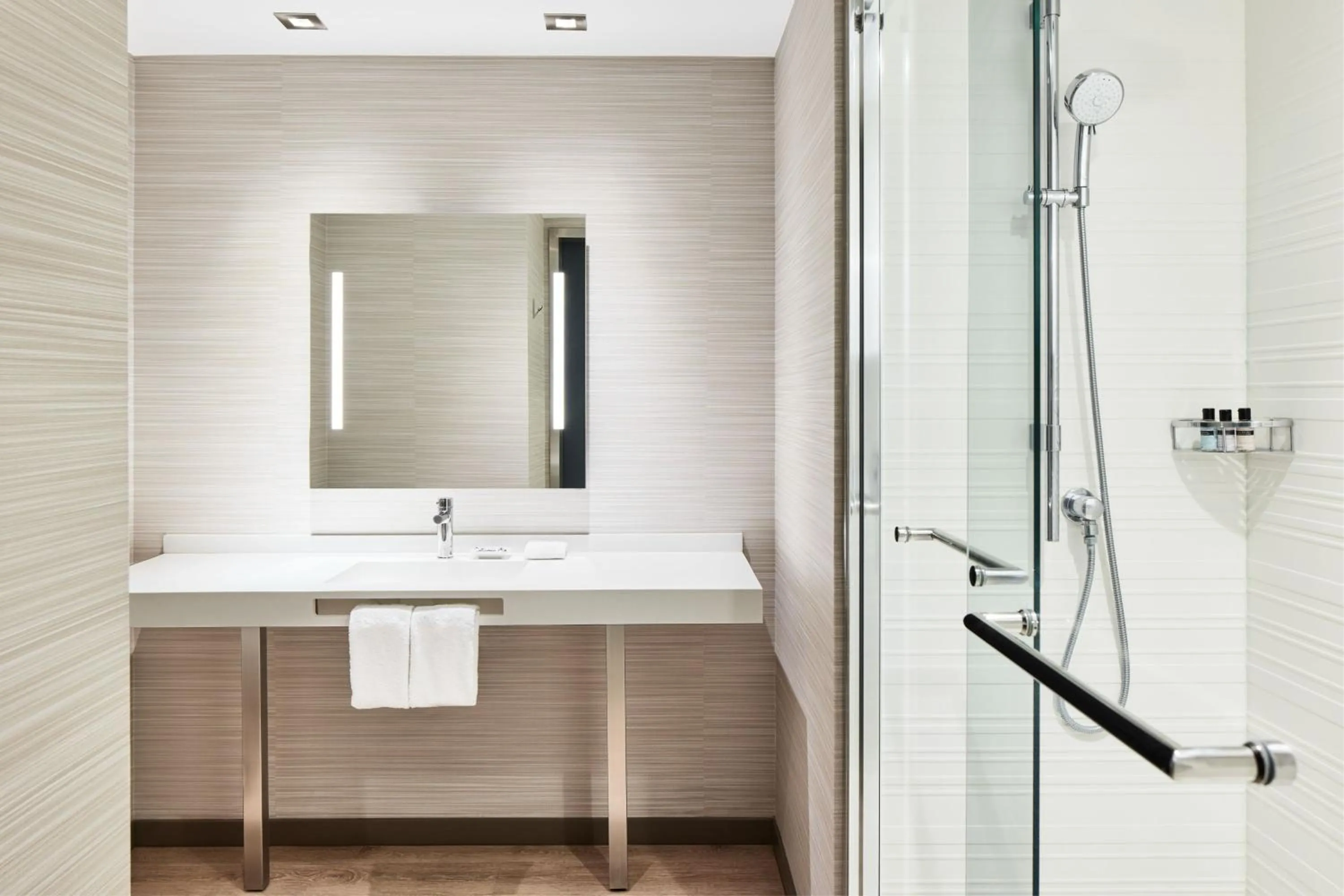 Bathroom in AC Hotel Phoenix Biltmore