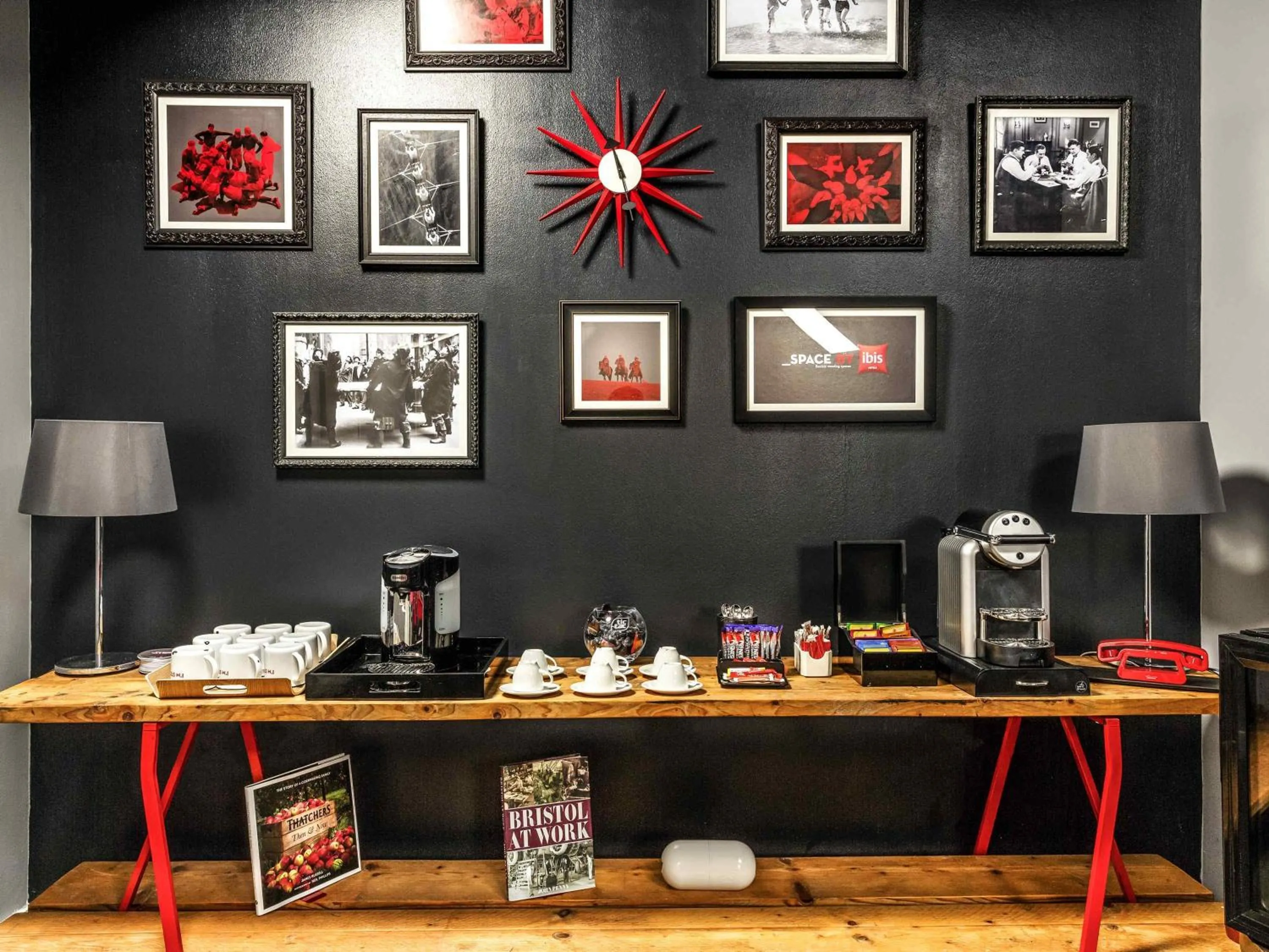 Meeting/conference room in ibis Bristol Temple Meads