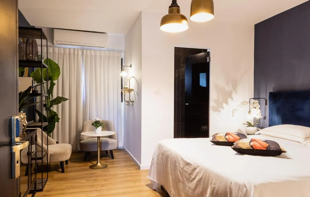 Living room, Bed in Estate Spa Boutique Hotel - Adults Only