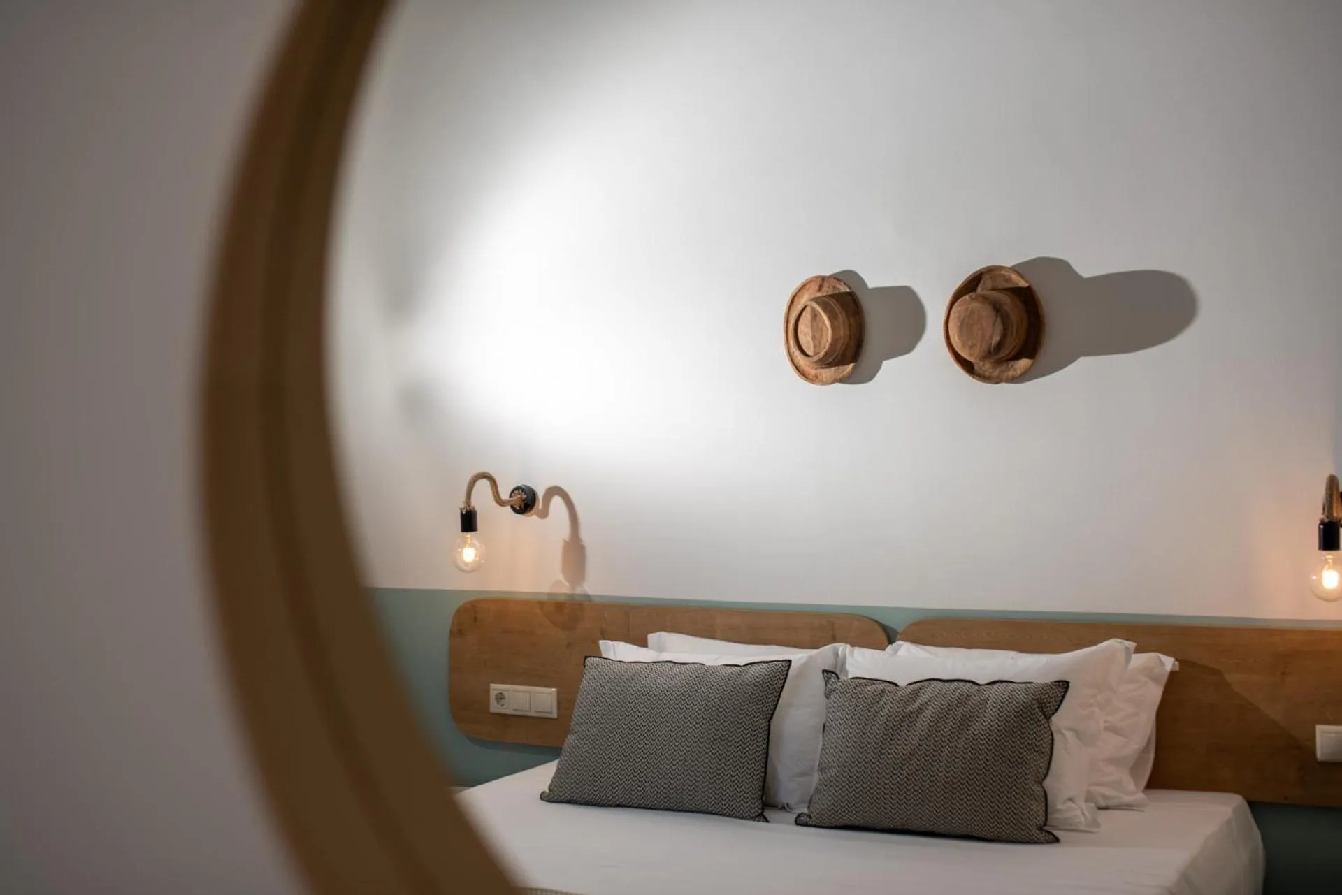 Bed in Avali luxury houses