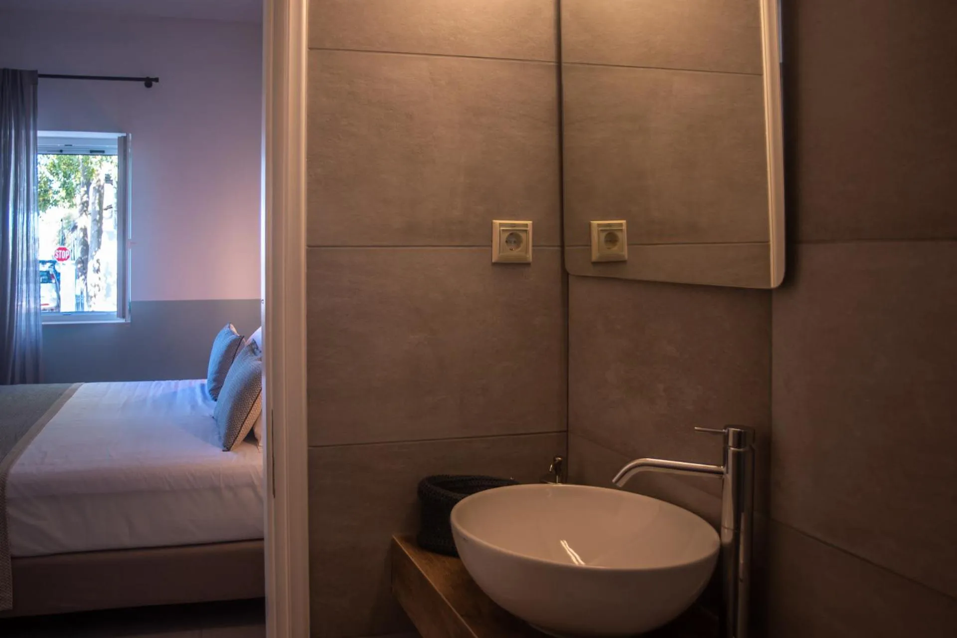 Bed in Avali luxury houses