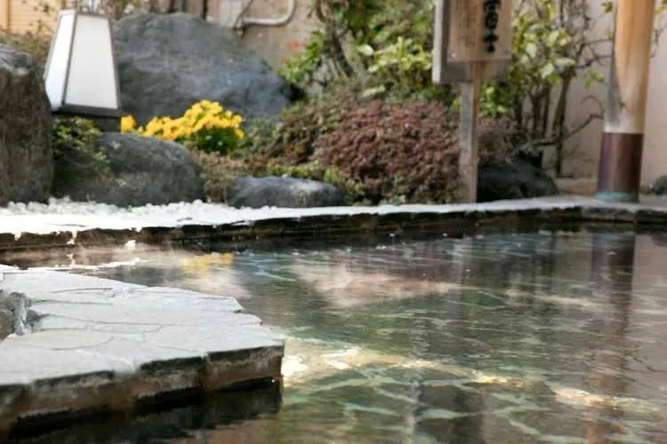 Hot Spring Bath in Shuhokaku Kogetsu