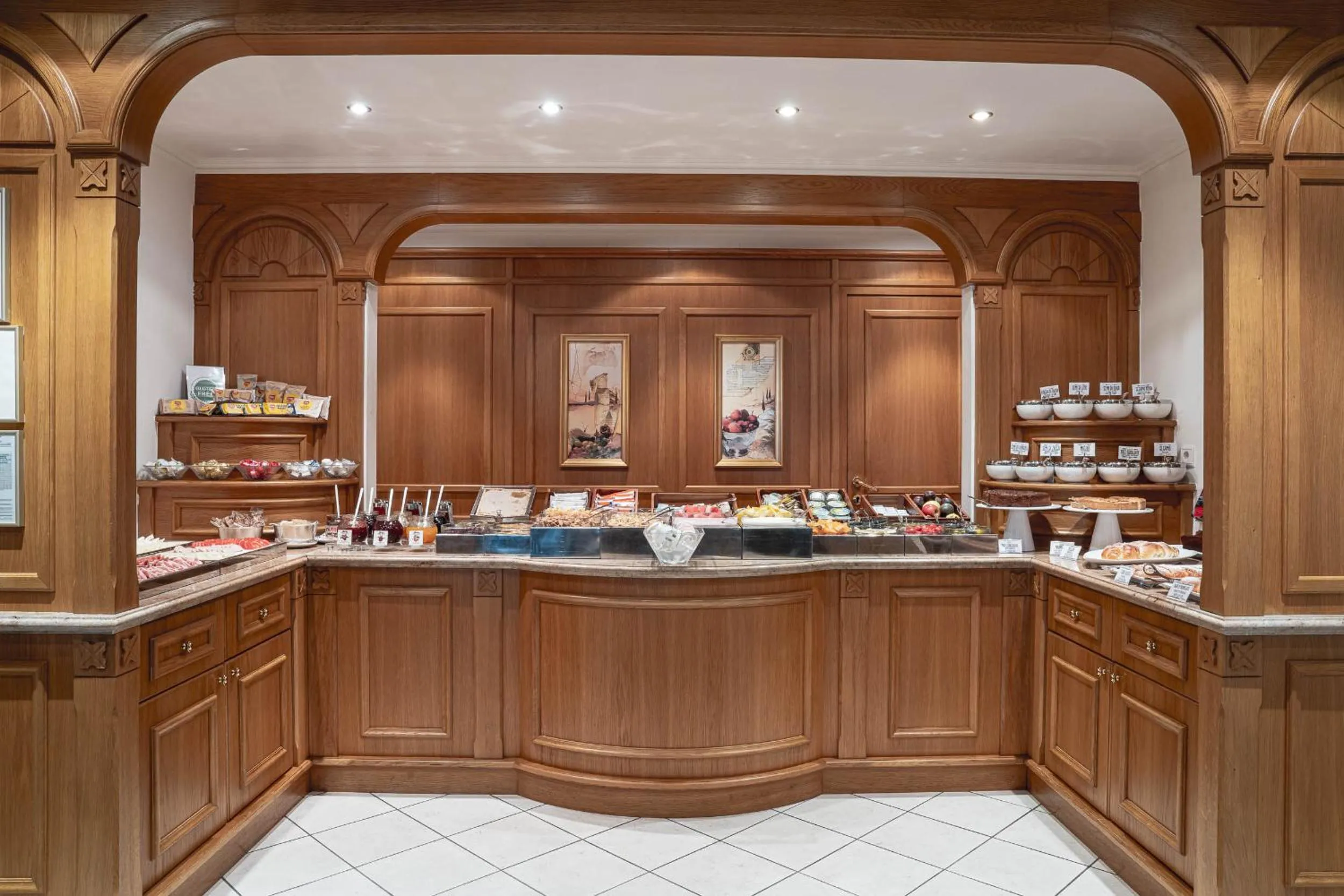 Breakfast in Hotel Genziana