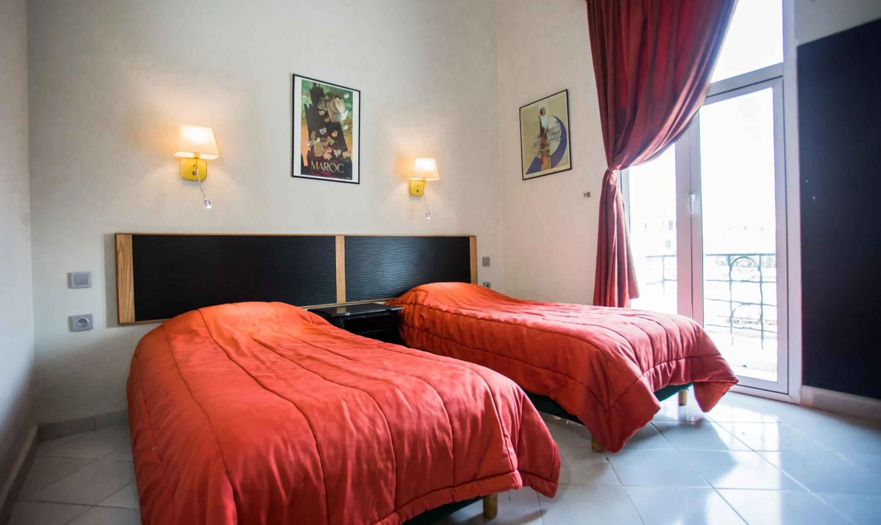 Bedroom, Bed in Hôtel Olympic