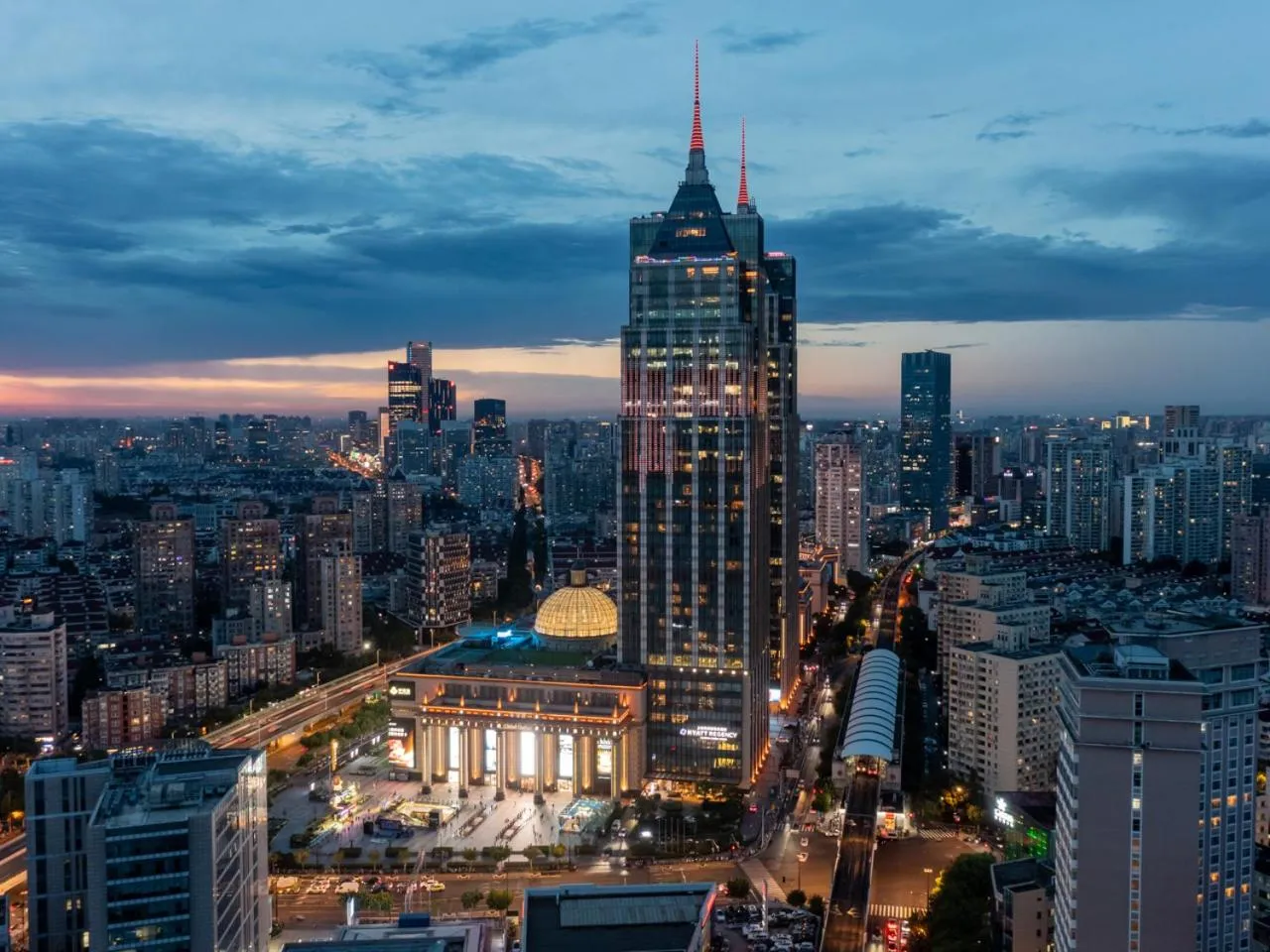 Night in Mercure Shanghai Global Harbour