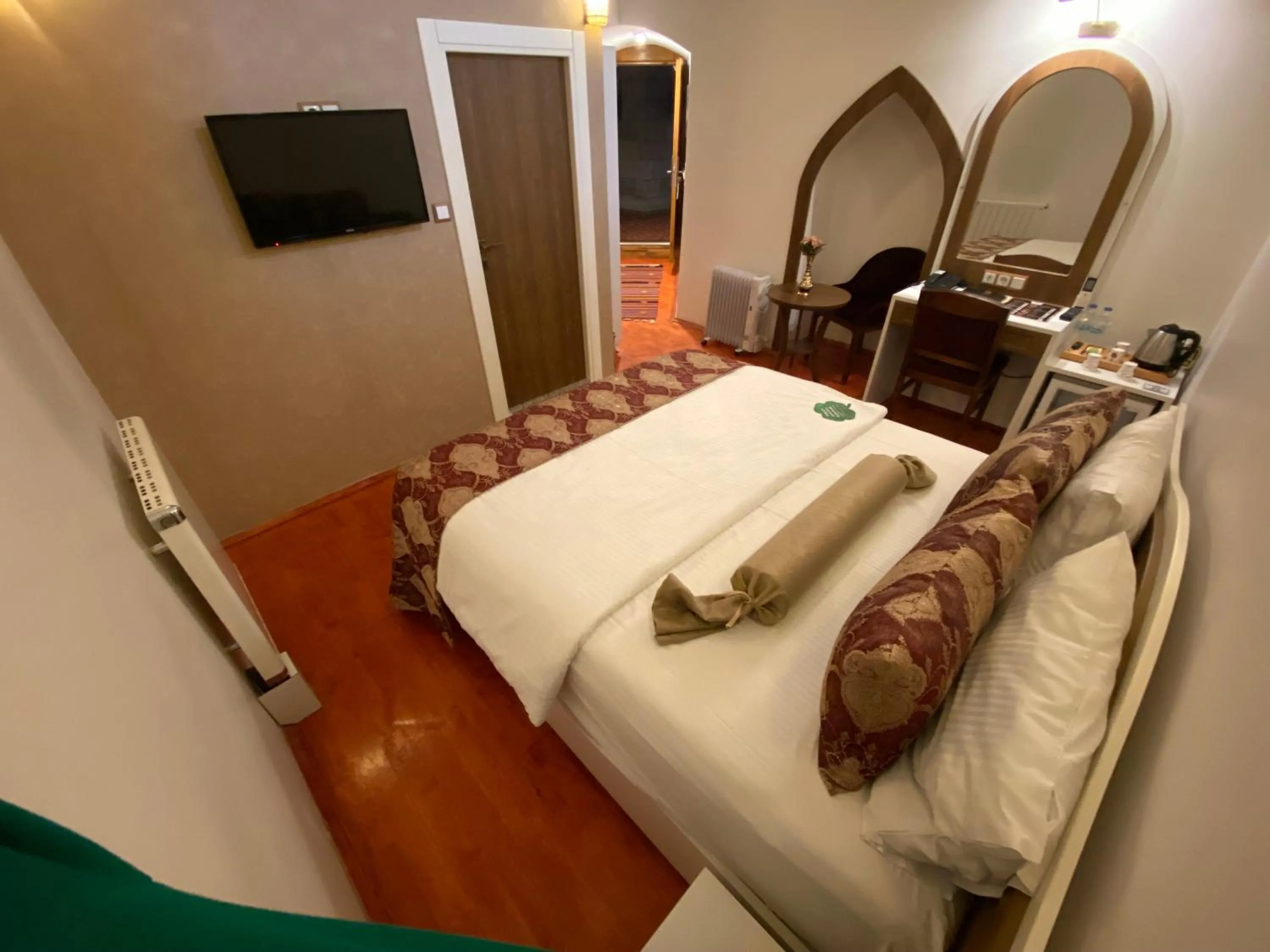 Bed in BEHRAMPAŞA OTEL &CAFE &RESTAURANT