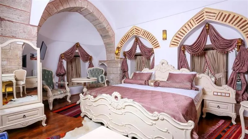Bed in BEHRAMPAŞA OTEL &CAFE &RESTAURANT
