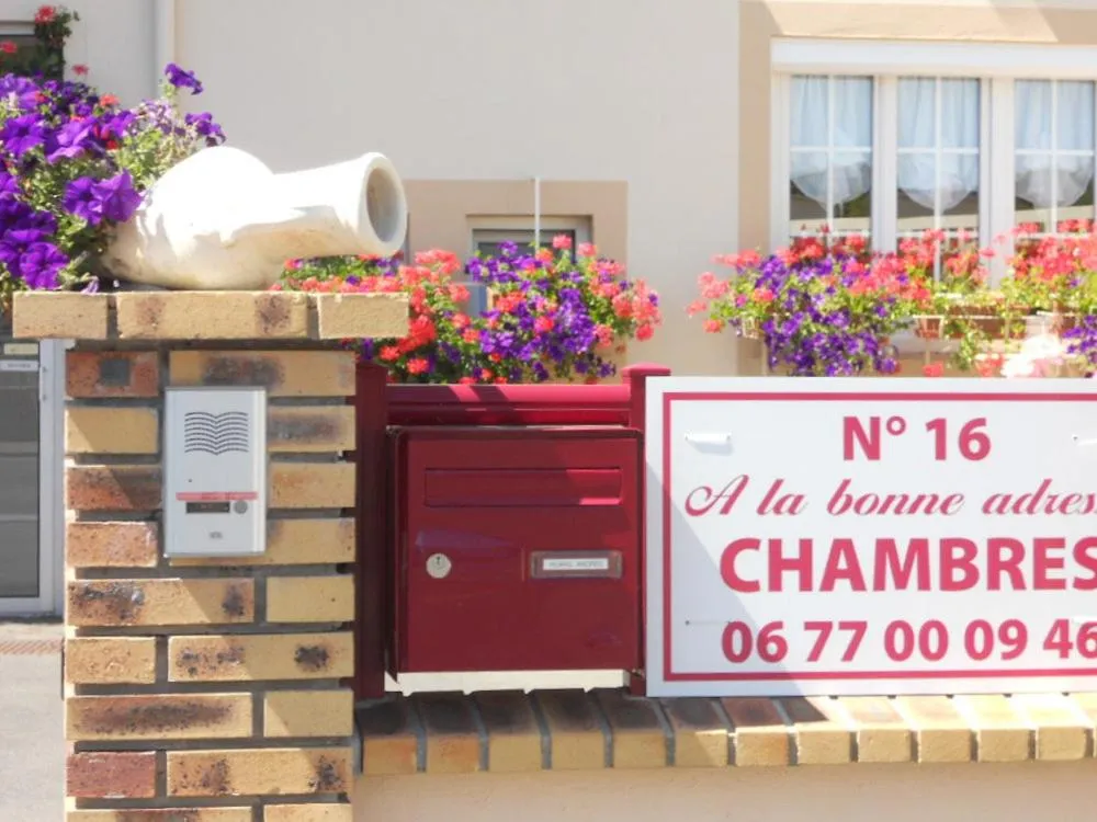 Property building in A La Bonne Adresse