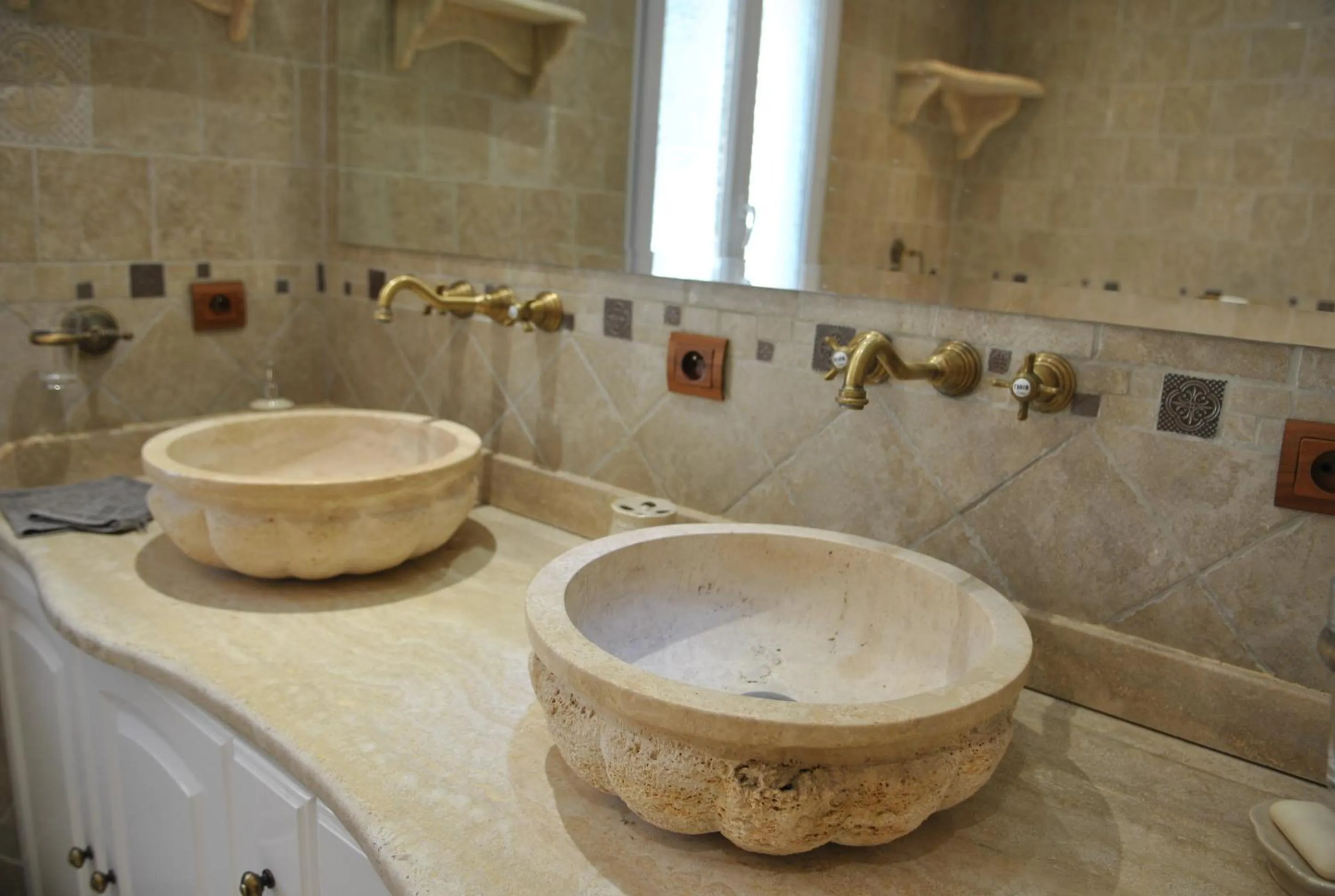 Bathroom in Villa QUINISSOLE