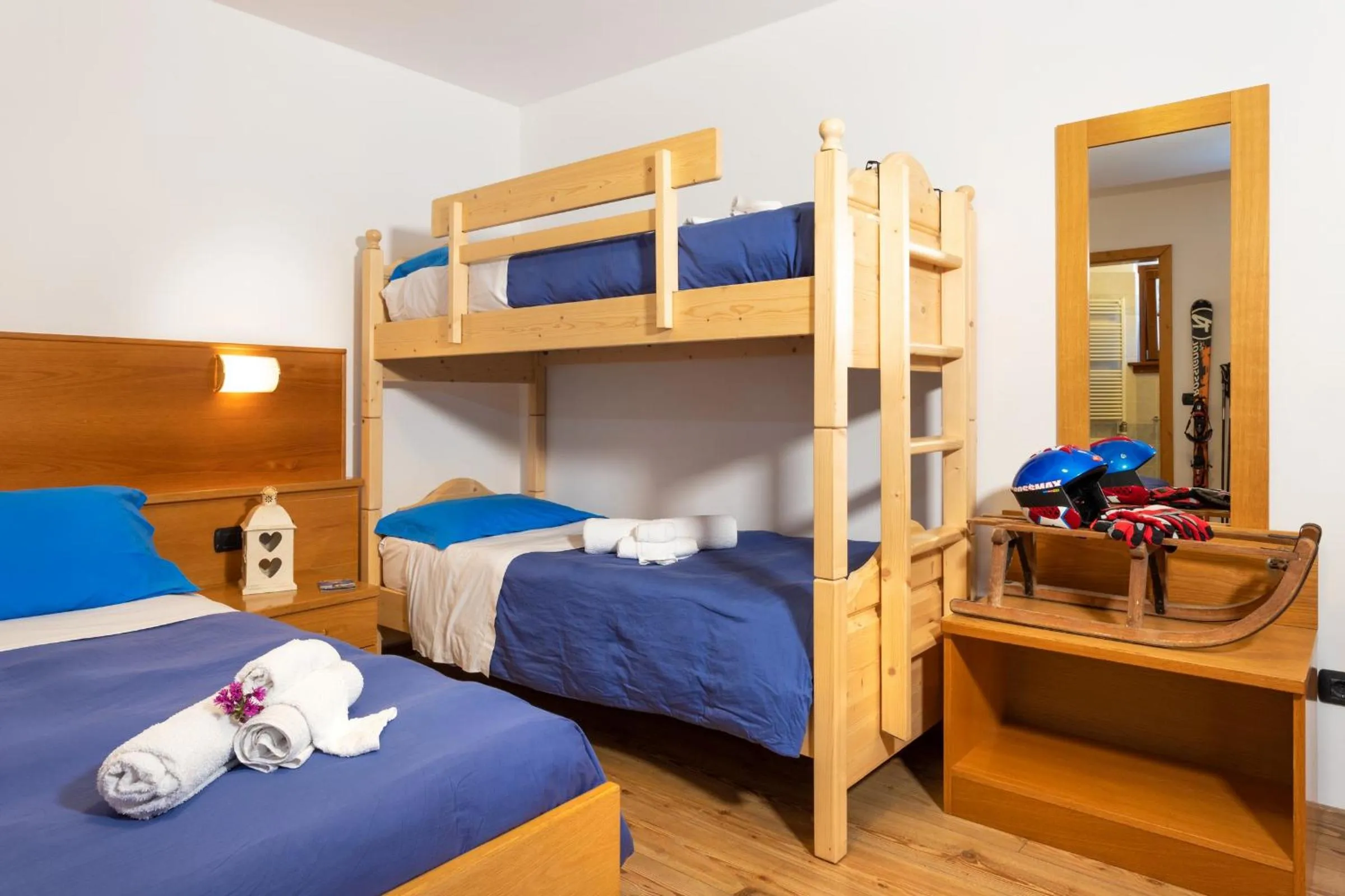 bunk bed, Bed in Albergo alla Posta