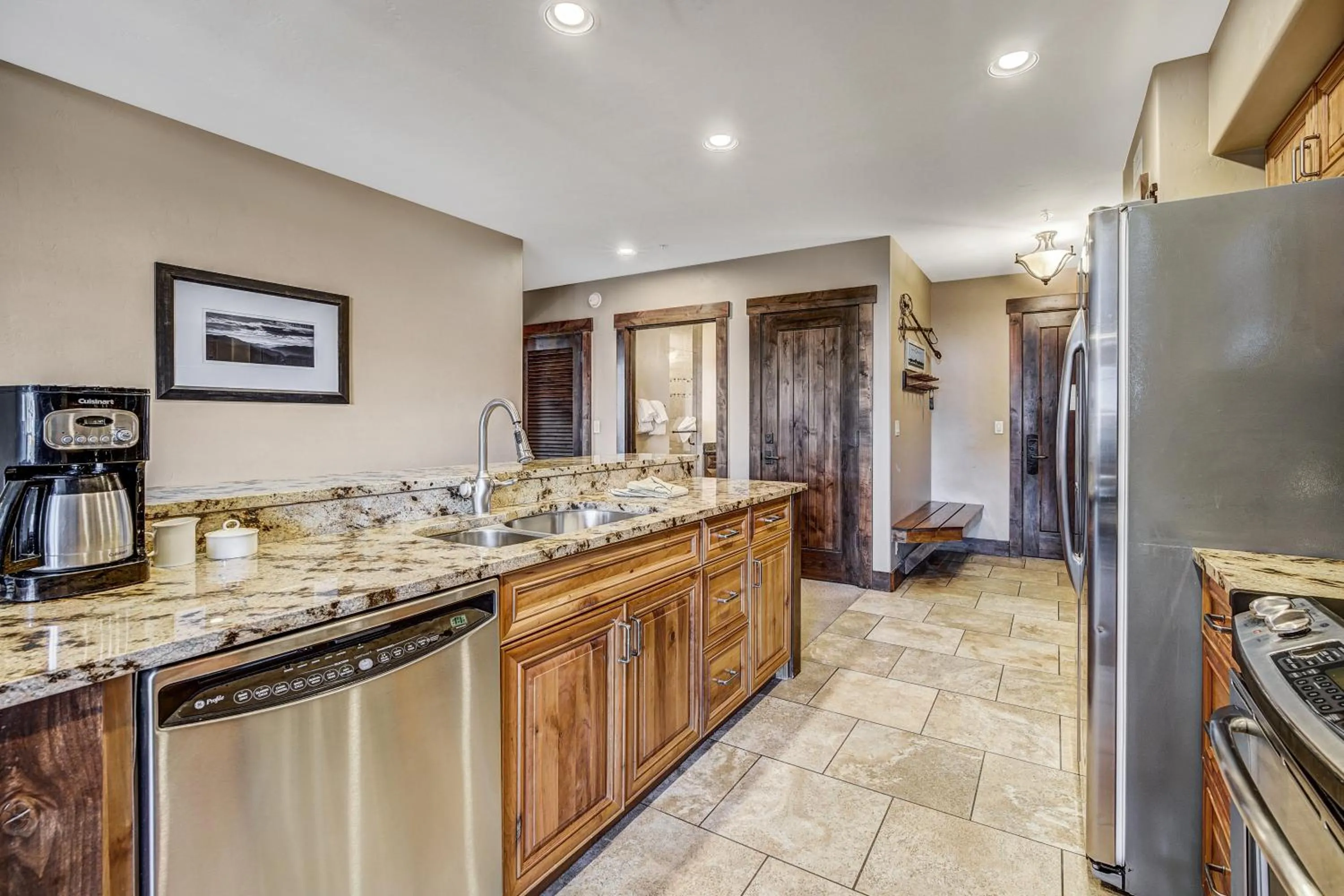 Crystal Peak Lodge C7400