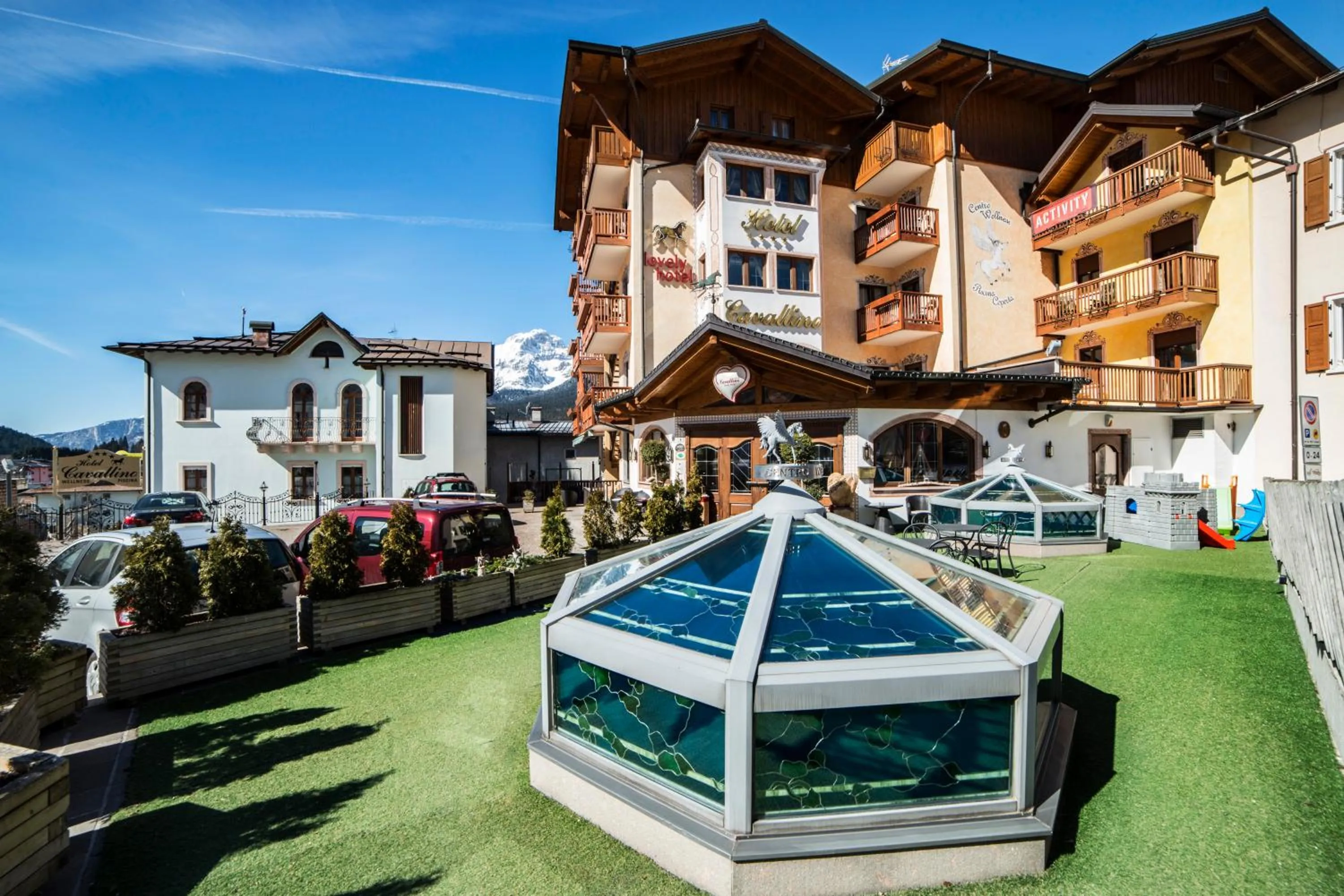 Property building in Cavallino Lovely Hotel