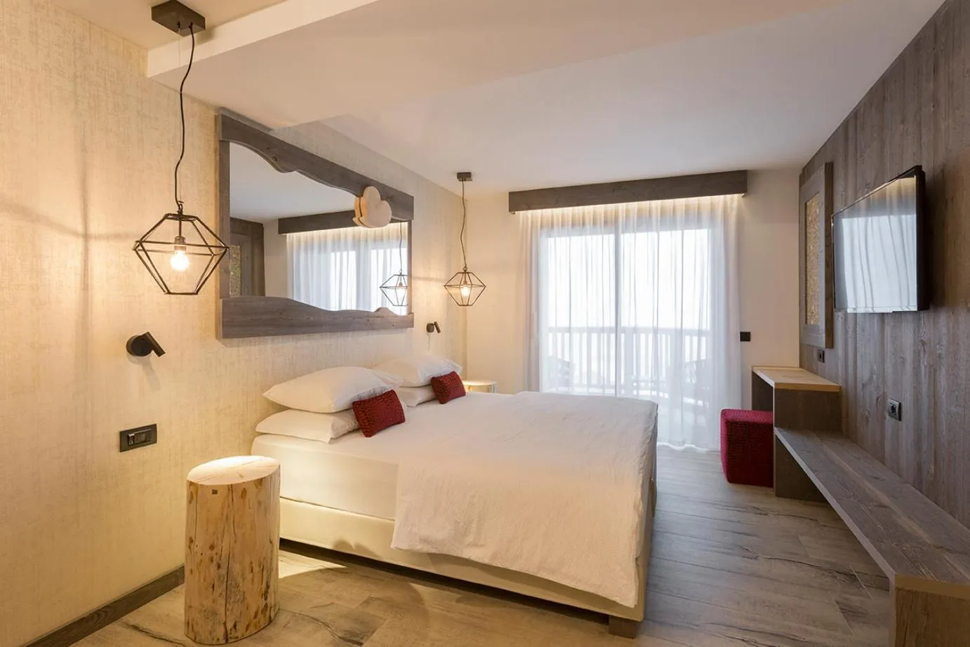 Photo of the whole room, Bed in Cavallino Lovely Hotel