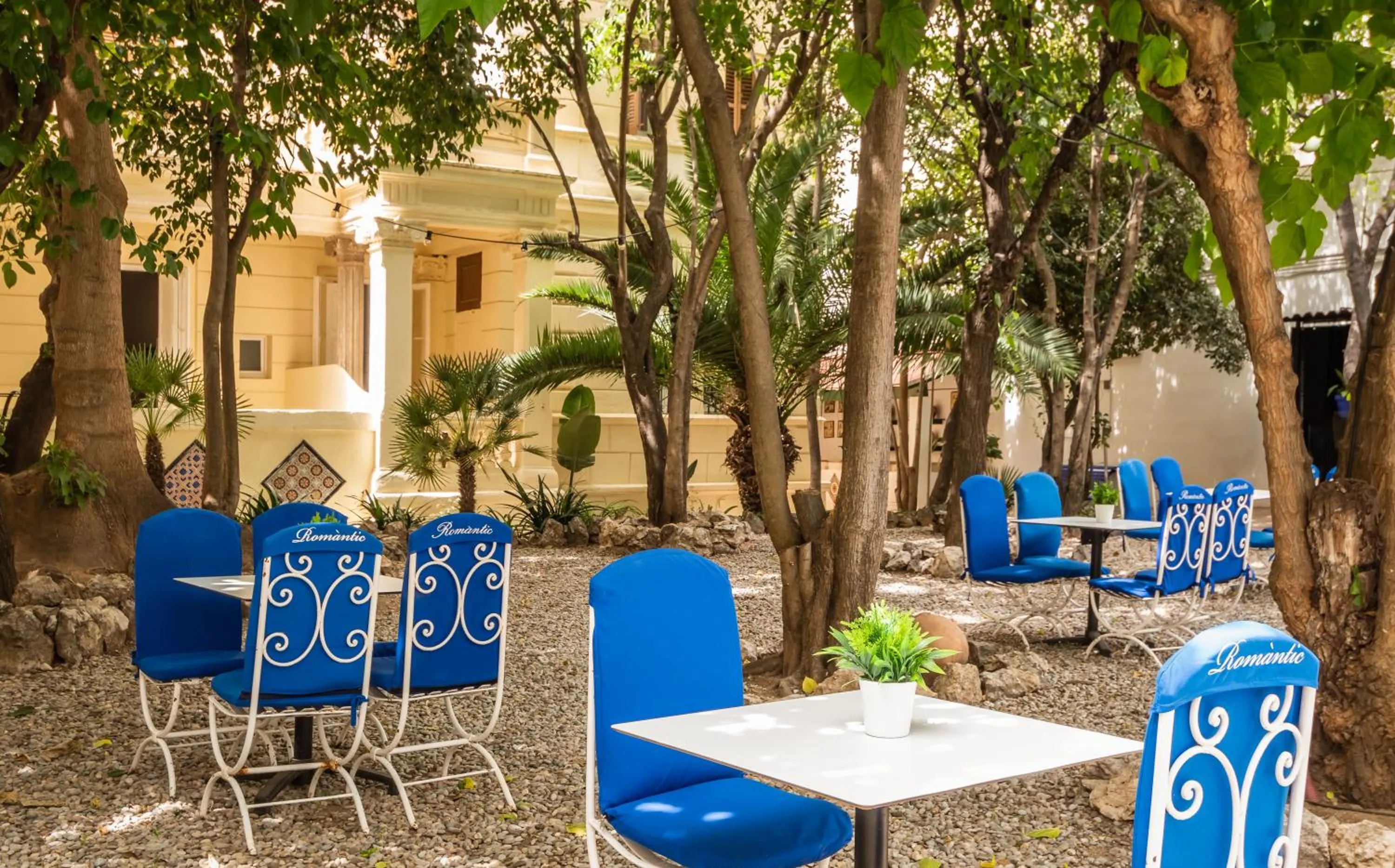 Garden in Hotel Medium Romantic