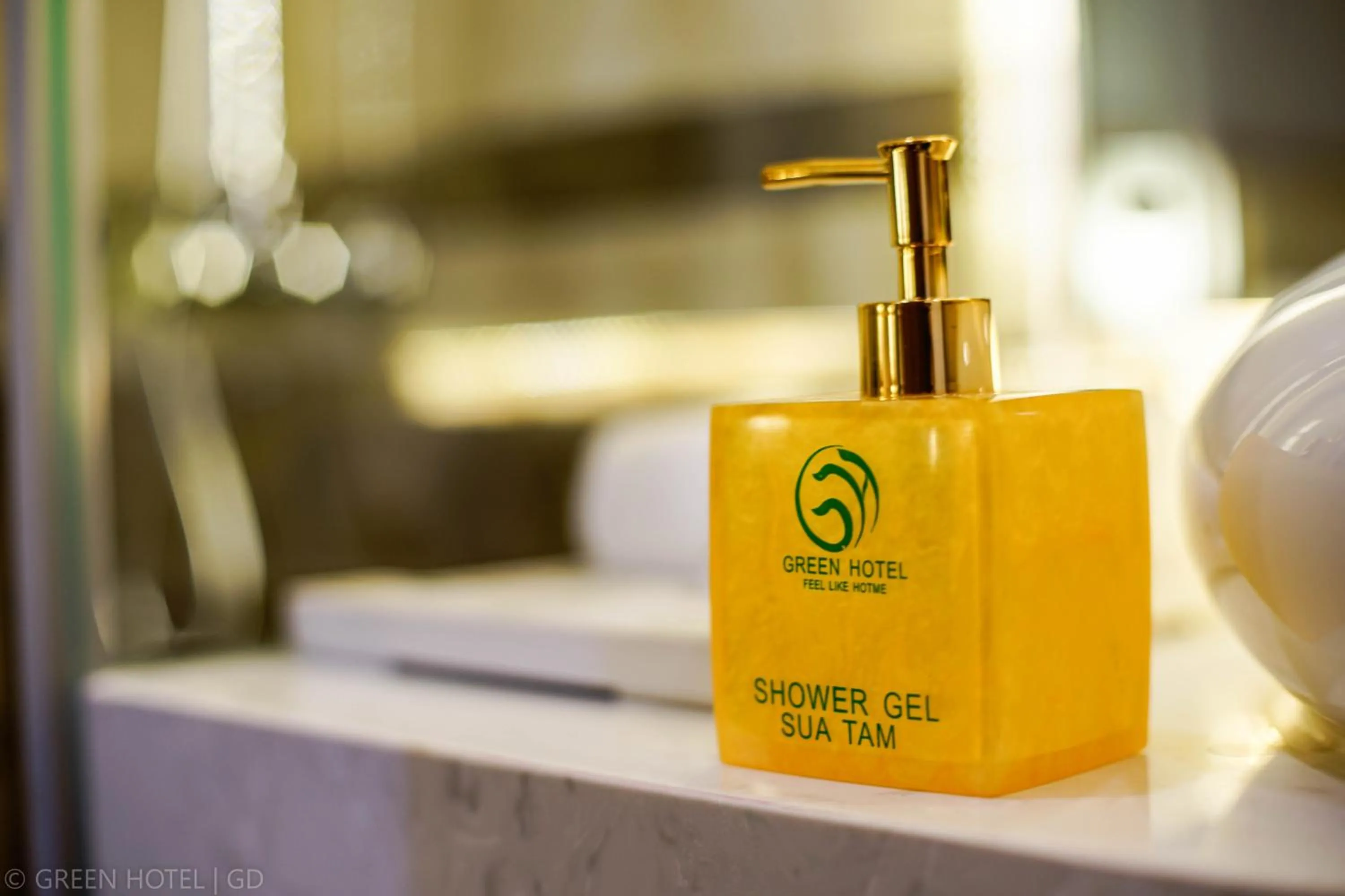 Logo/Certificate/Sign, Bed in Green Hadong Hotel