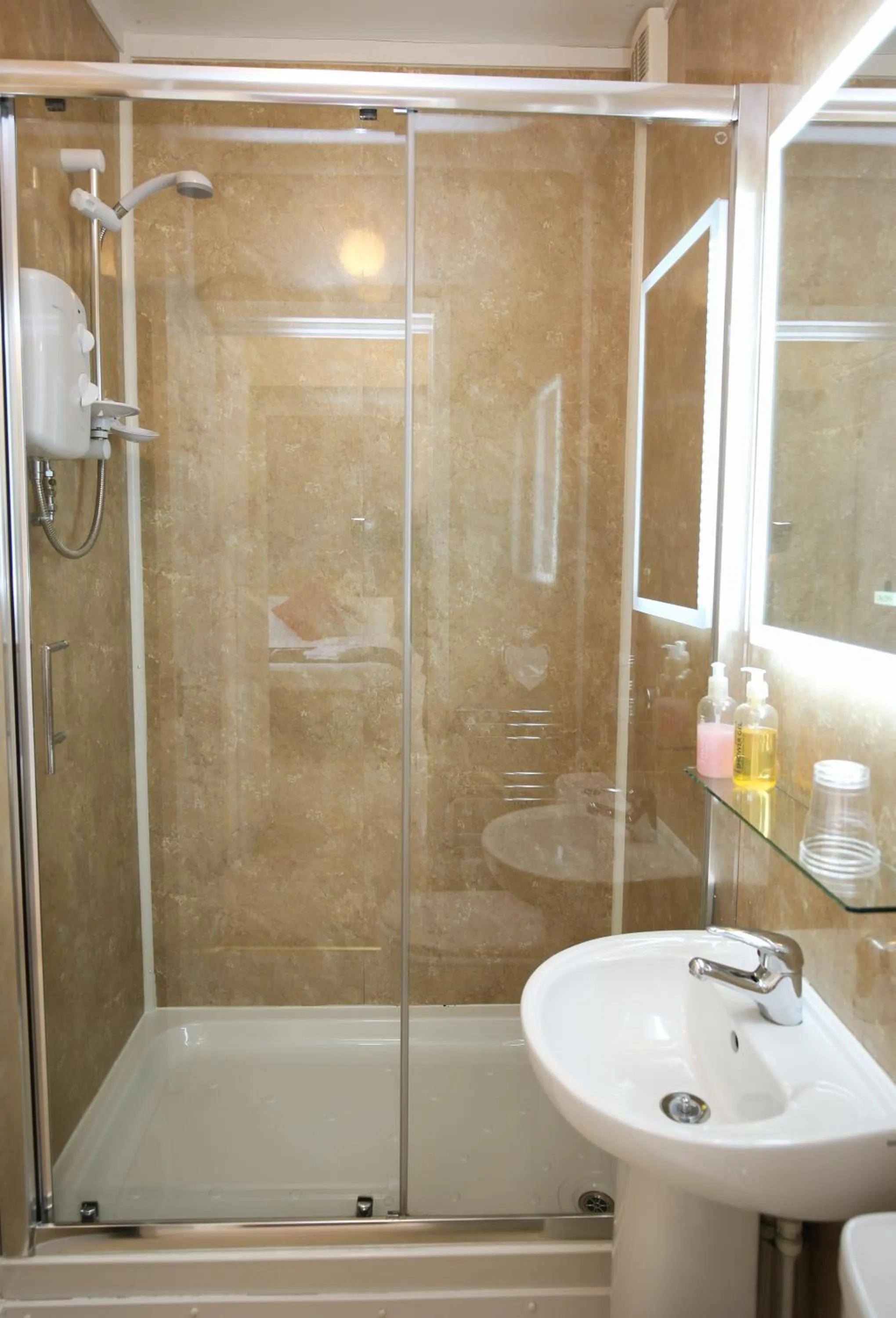 The Seacliffe - Whitby