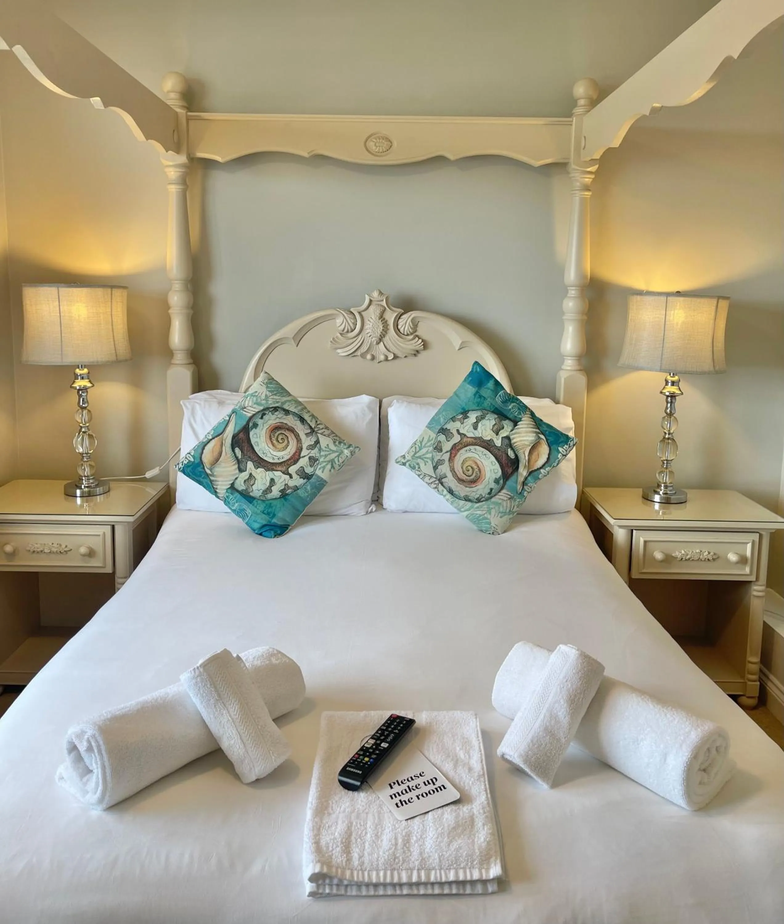 Bed in The Seacliffe - Whitby