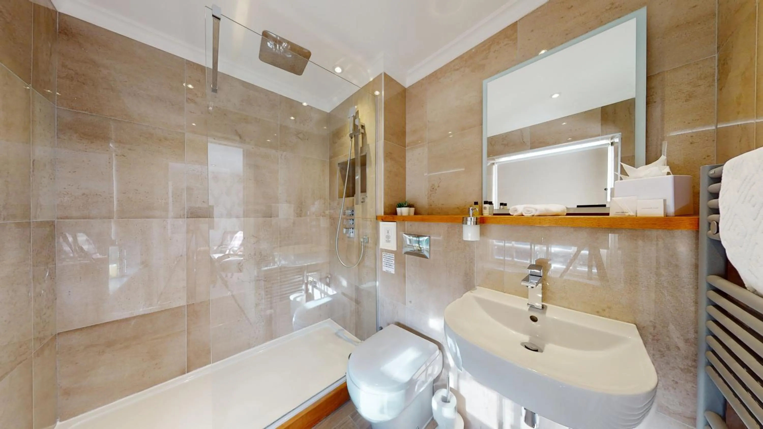 Bathroom in The Devonshire Arms