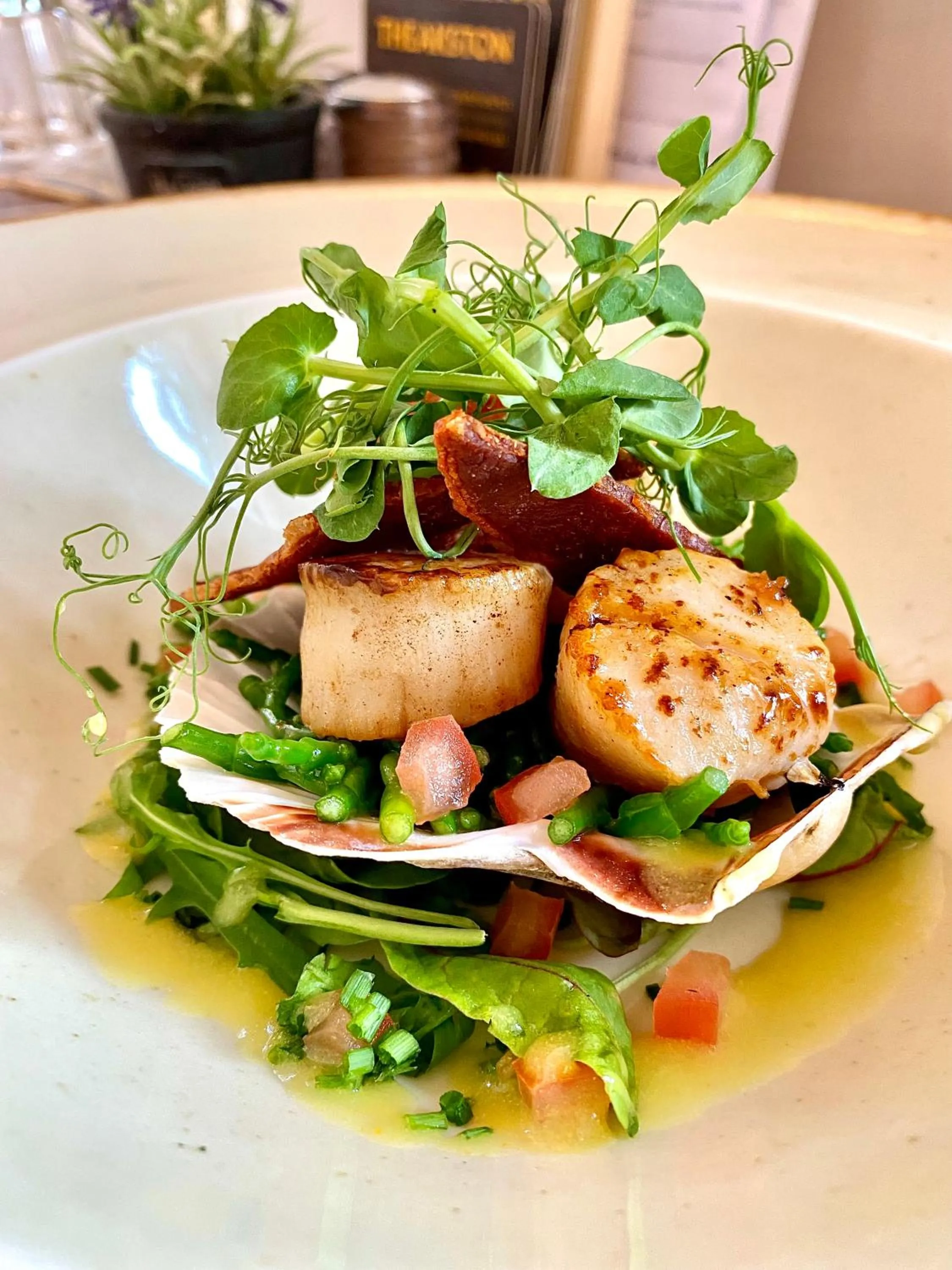 Food and drinks in The Devonshire Arms