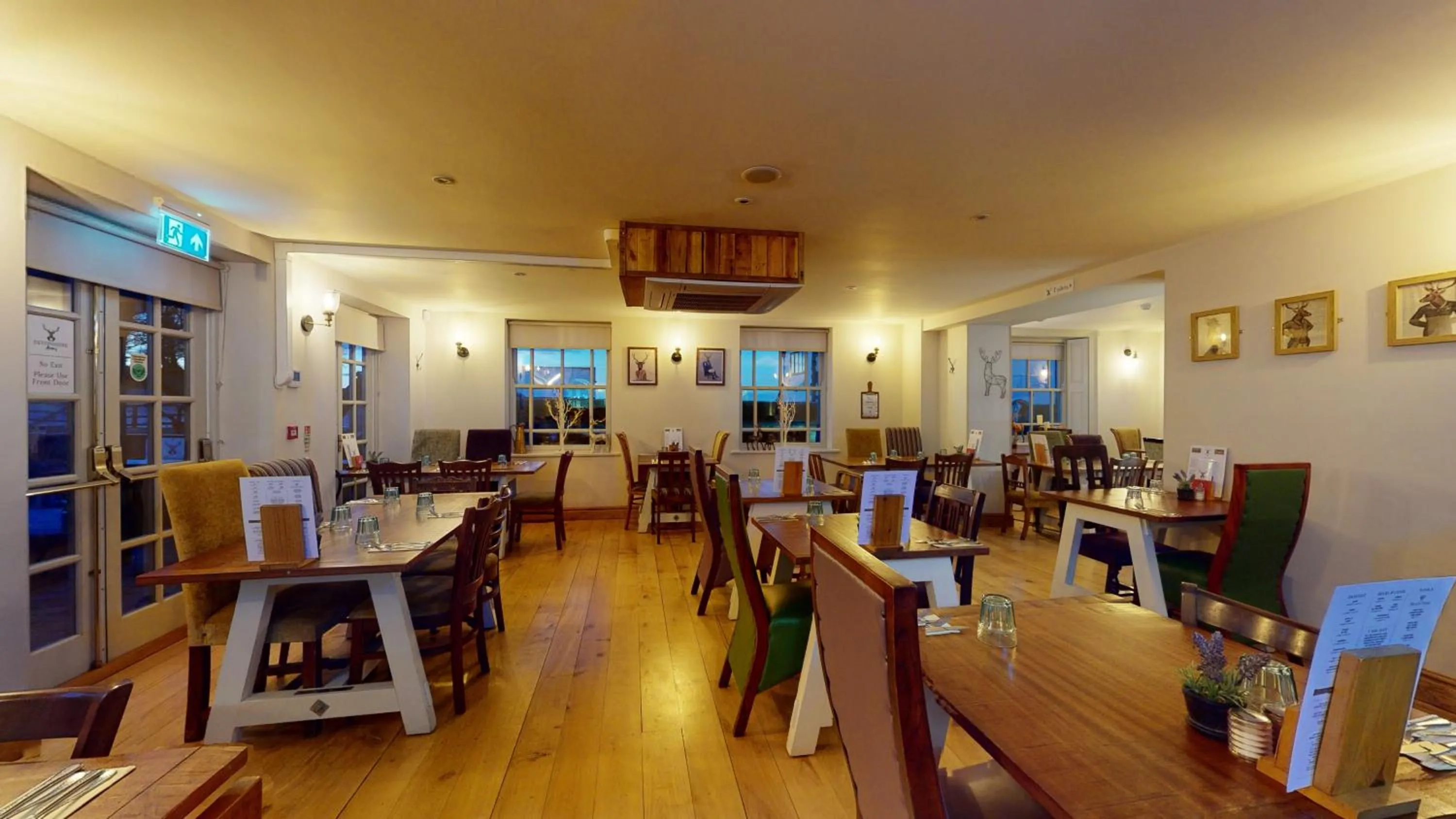 Restaurant/places to eat in The Devonshire Arms