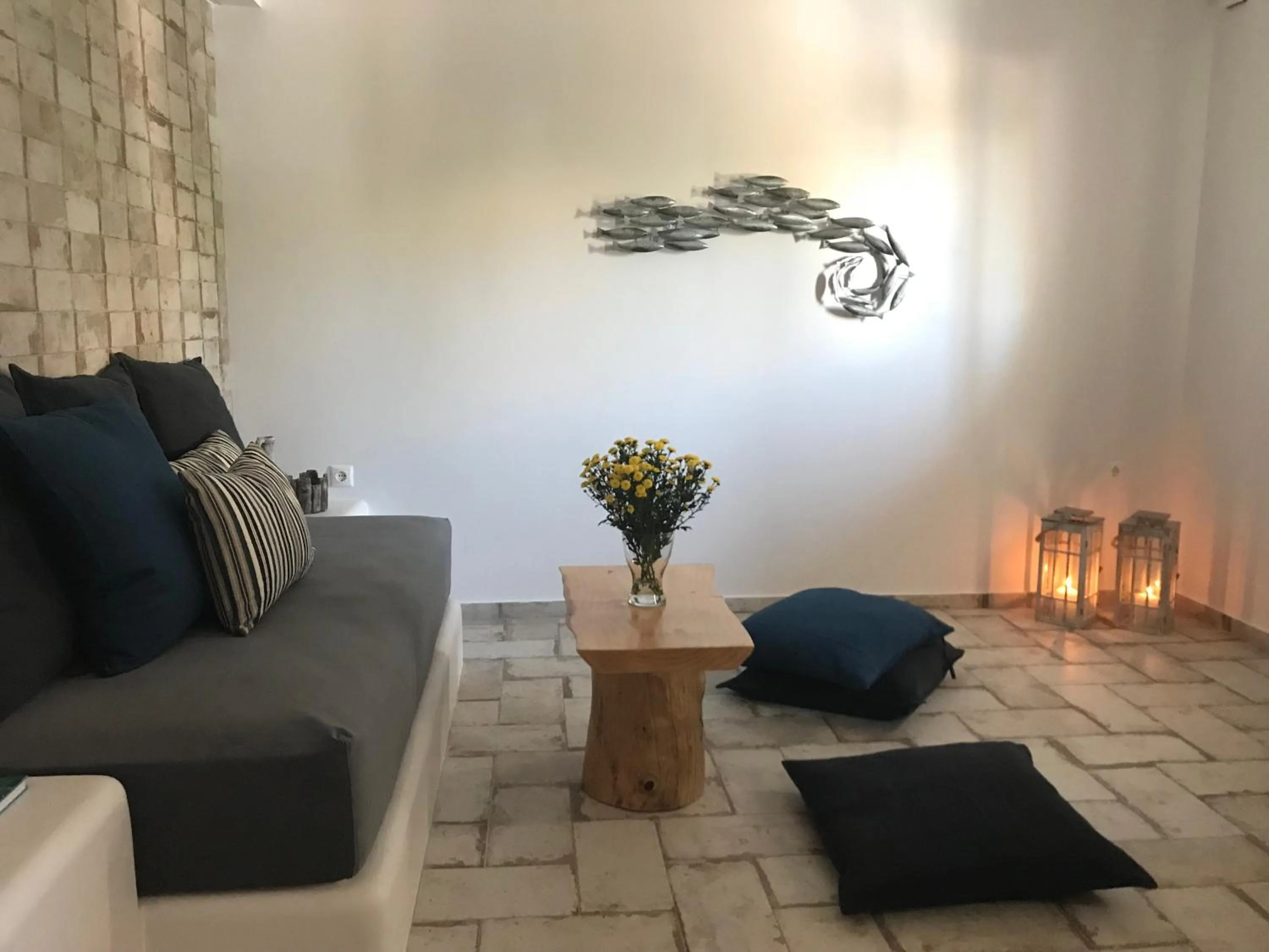 Living room in Elia Residences Santorini