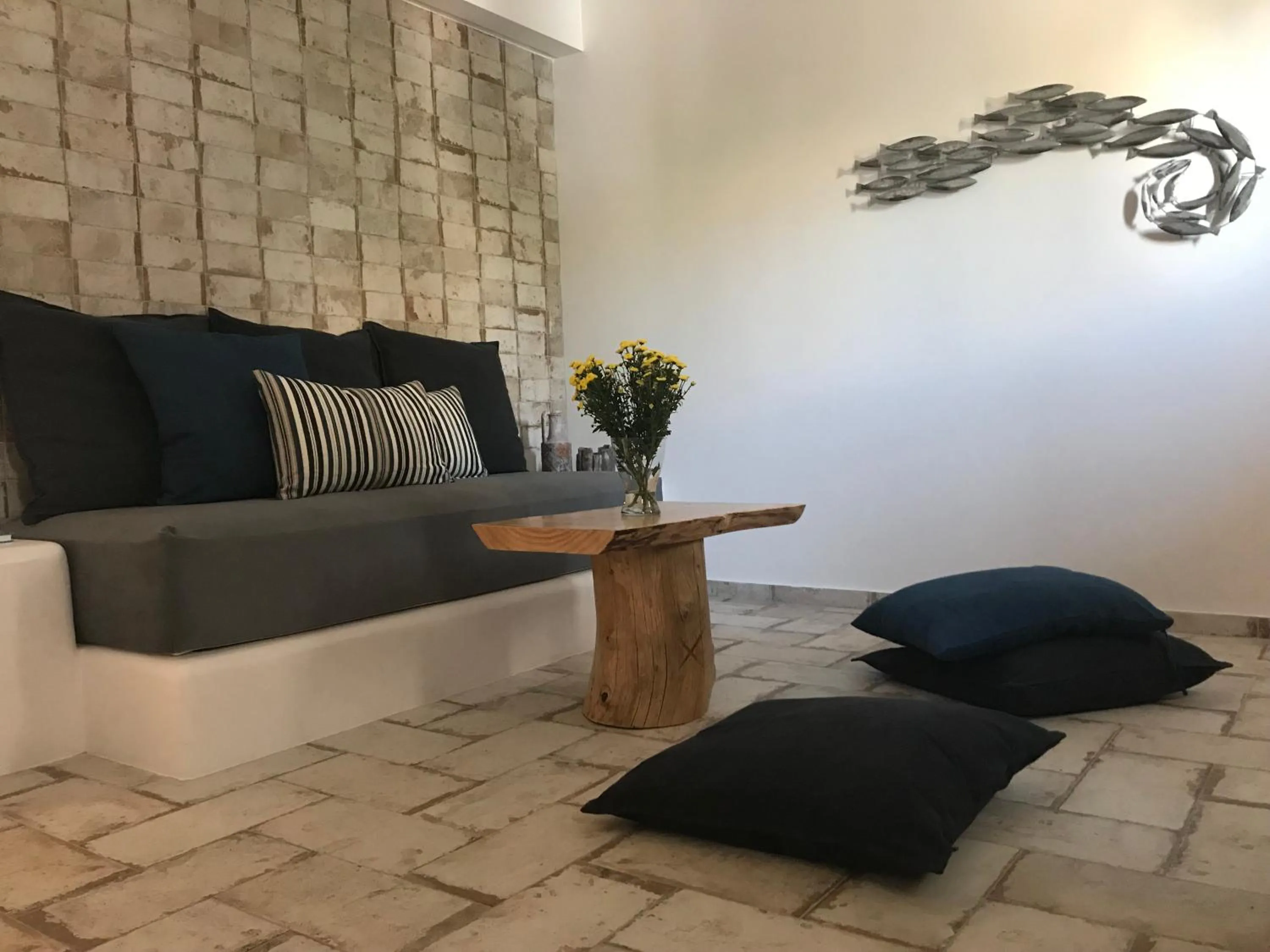 Living room in Elia Residences Santorini