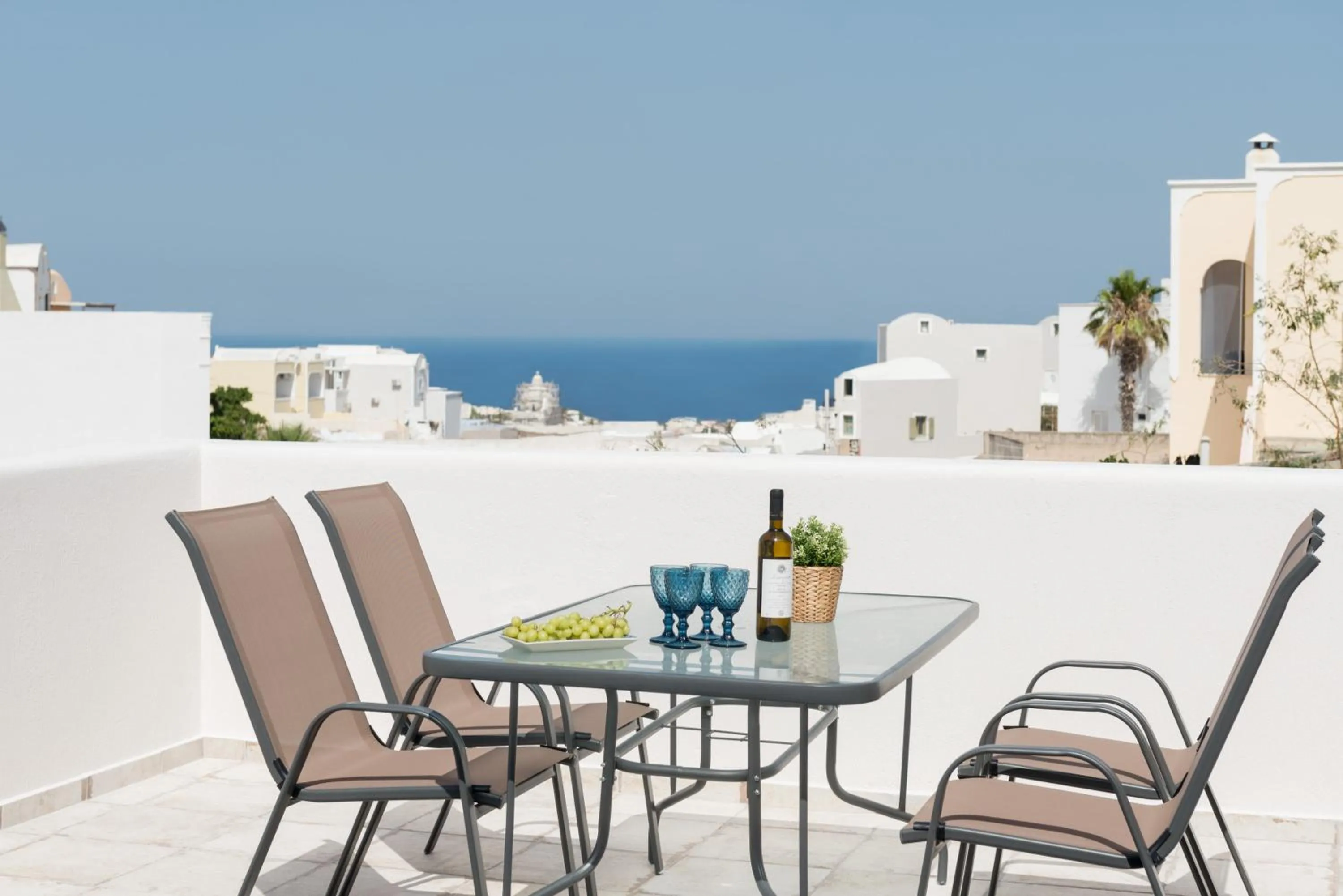 Patio in Elia Residences Santorini