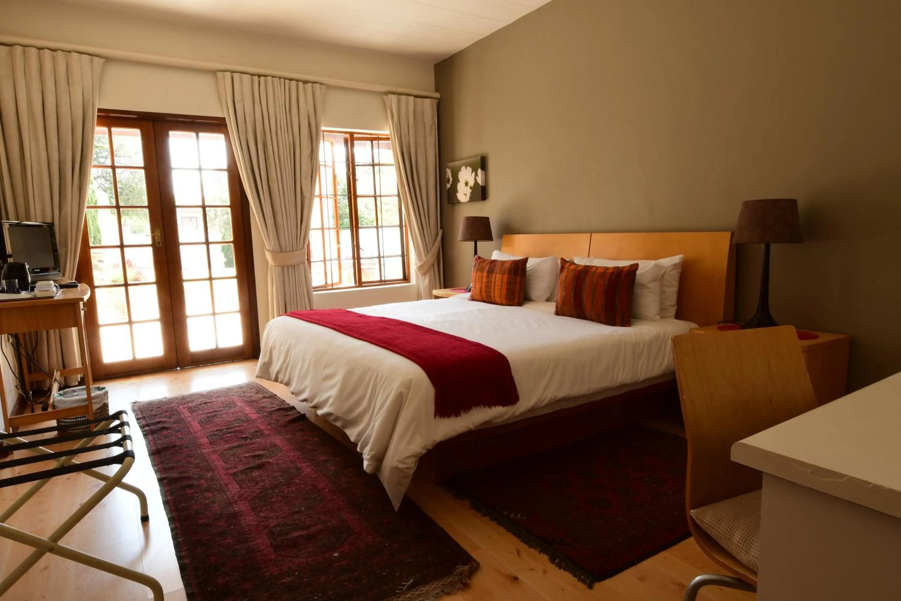 Photo of the whole room, Bed in Highgrove Guesthouse Morningside Sandton
