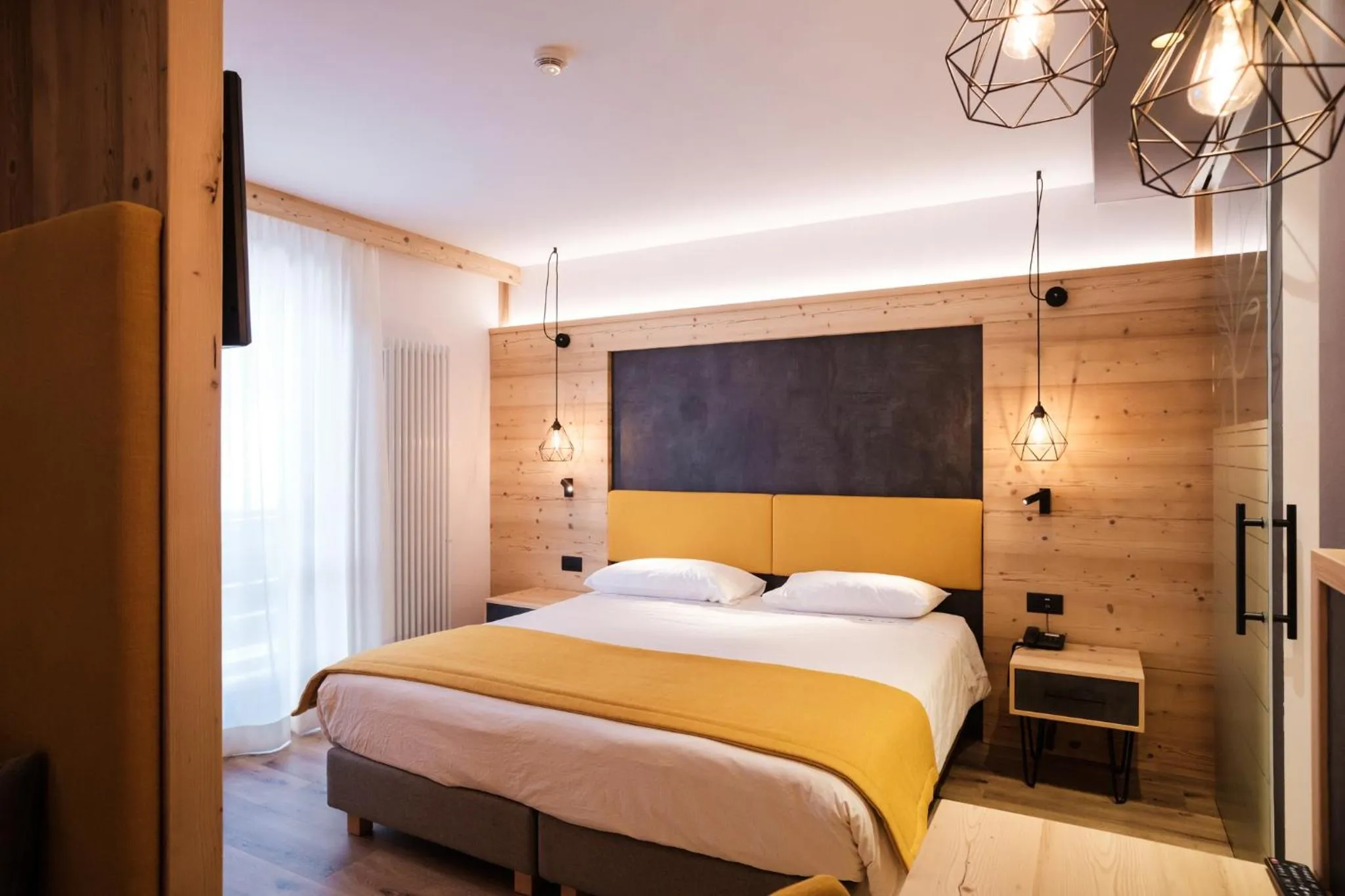 Bedroom, Bed in Hotel Piccola Baita