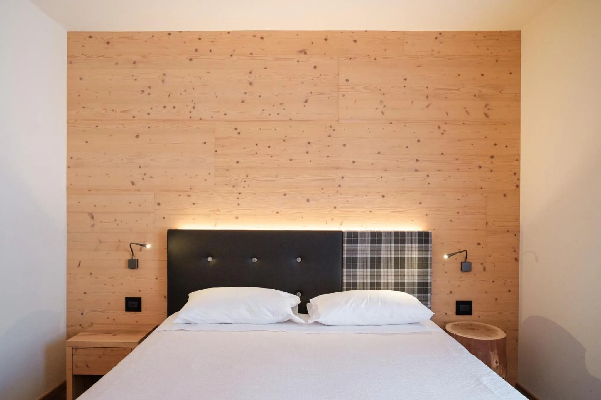 Bedroom, Bed in Hotel Piccola Baita