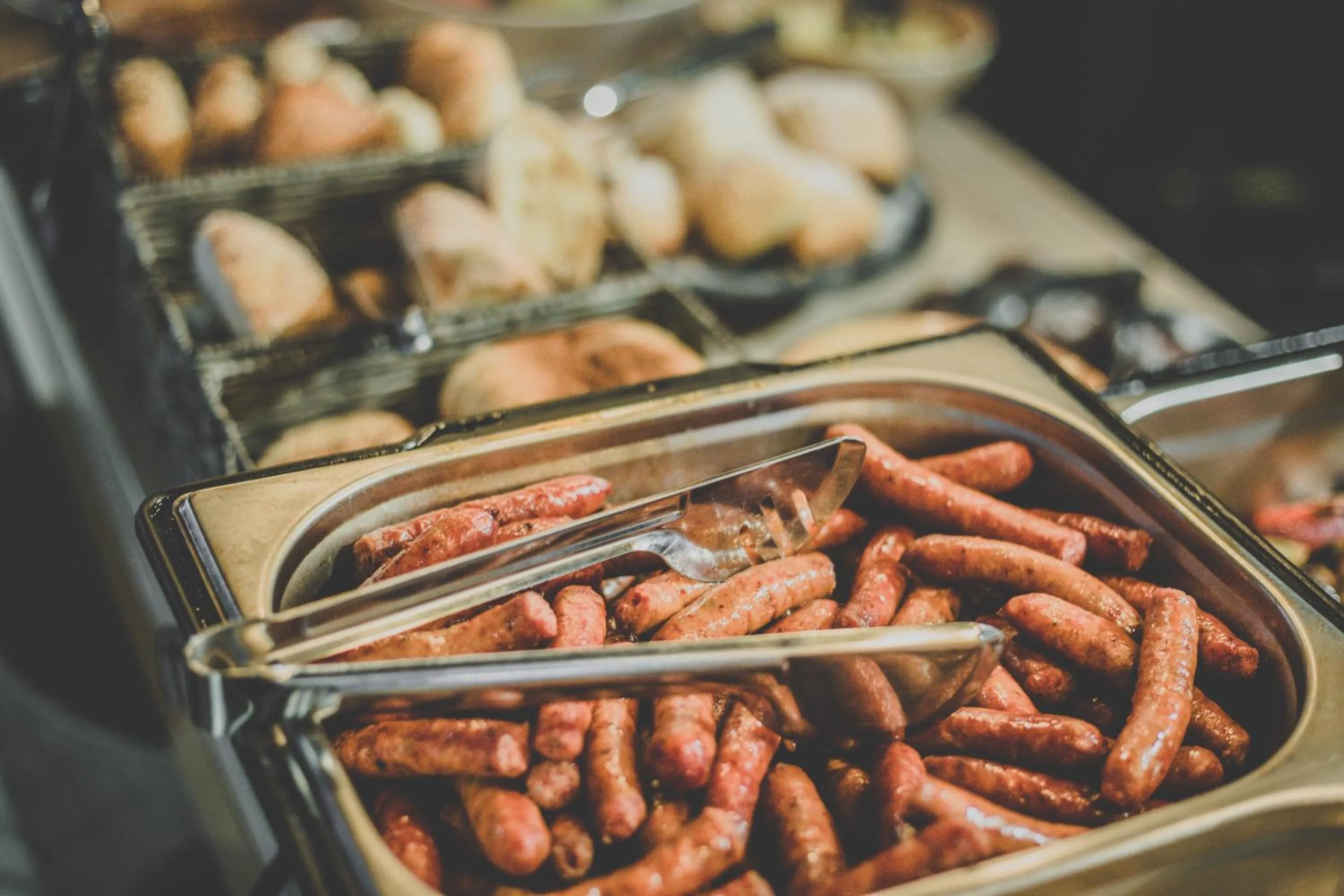 Restaurant/places to eat in Central Inn