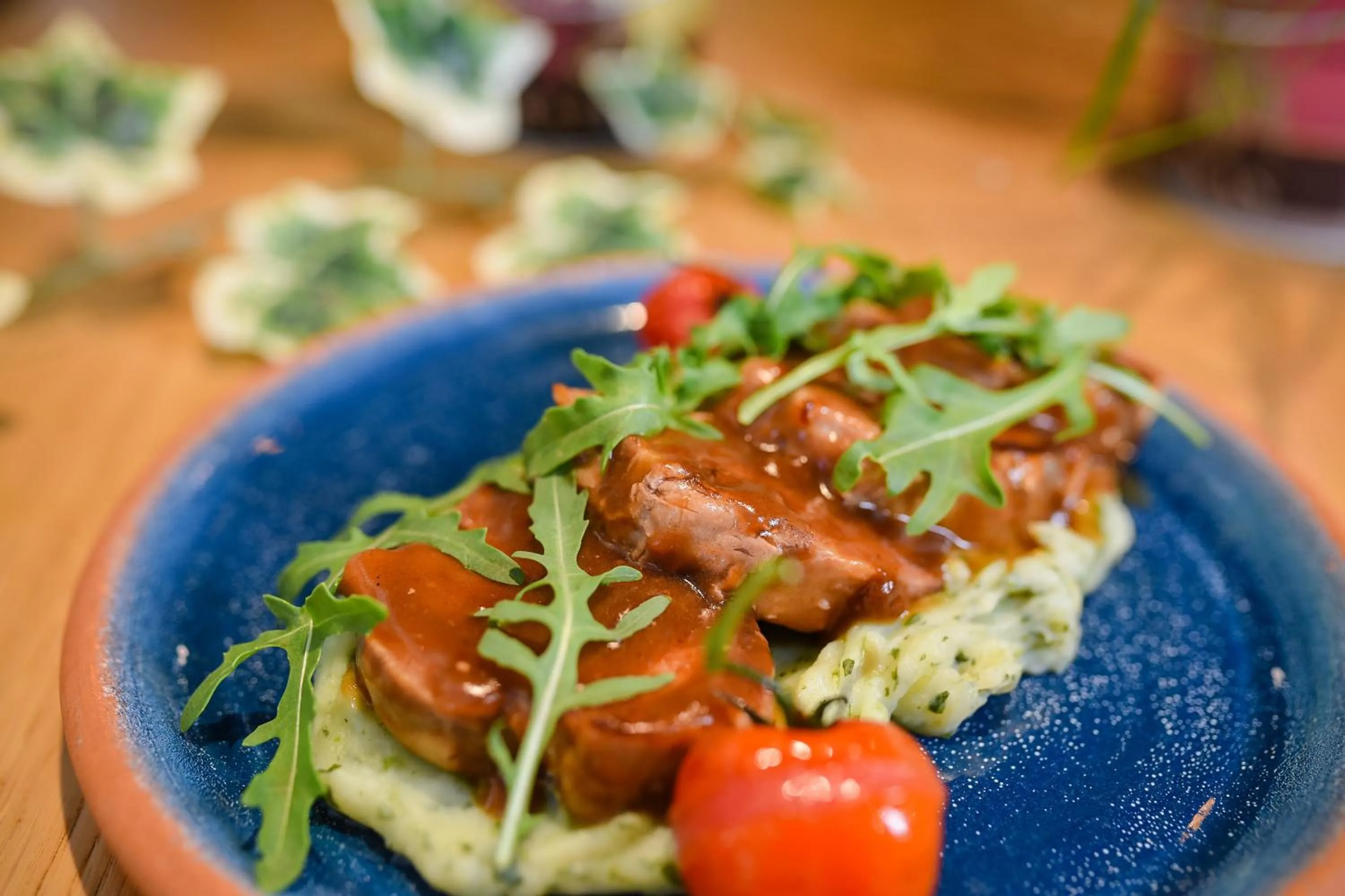 Restaurant/places to eat in Central Inn