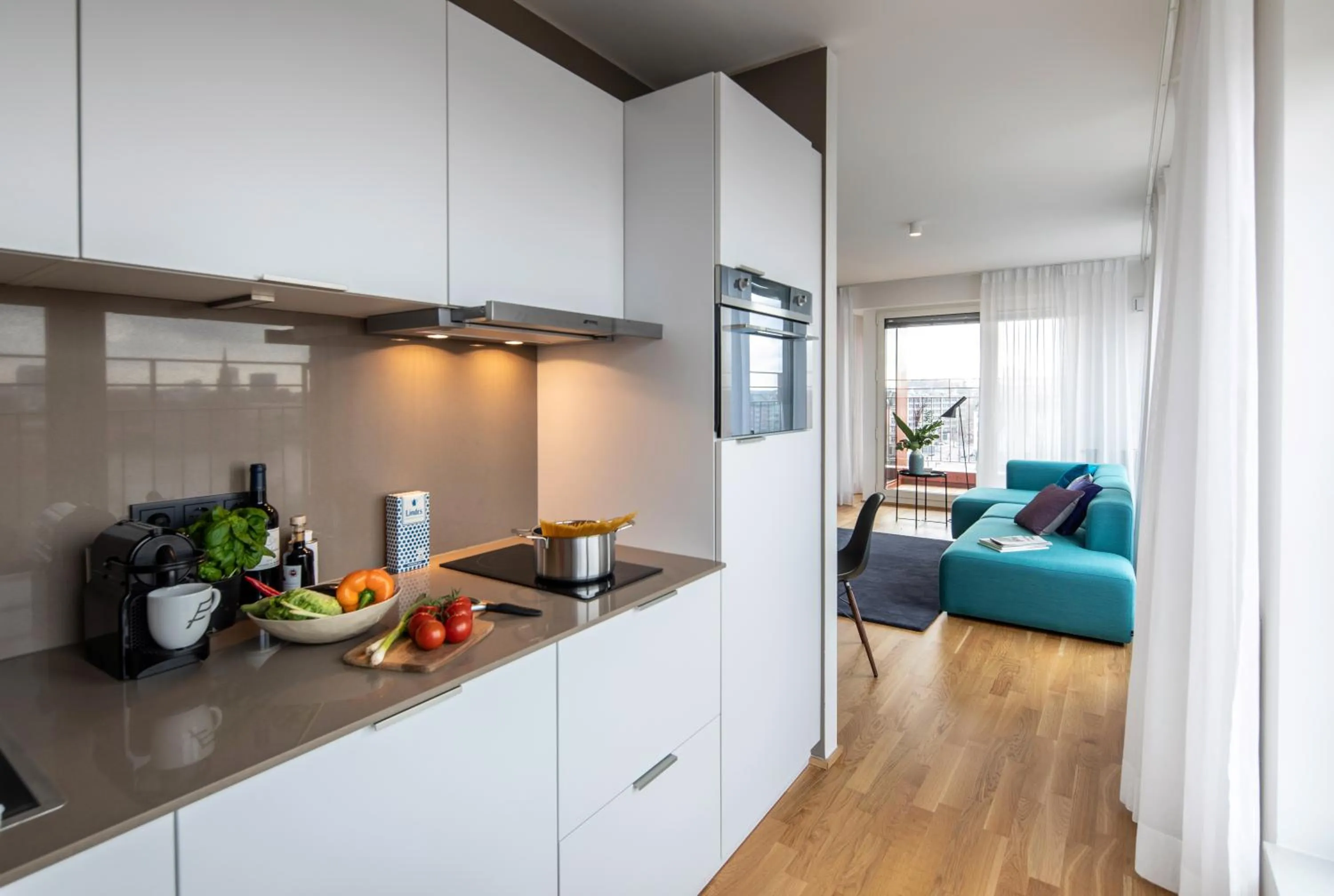 Kitchen or kitchenette in THE FLAG Oskar M.