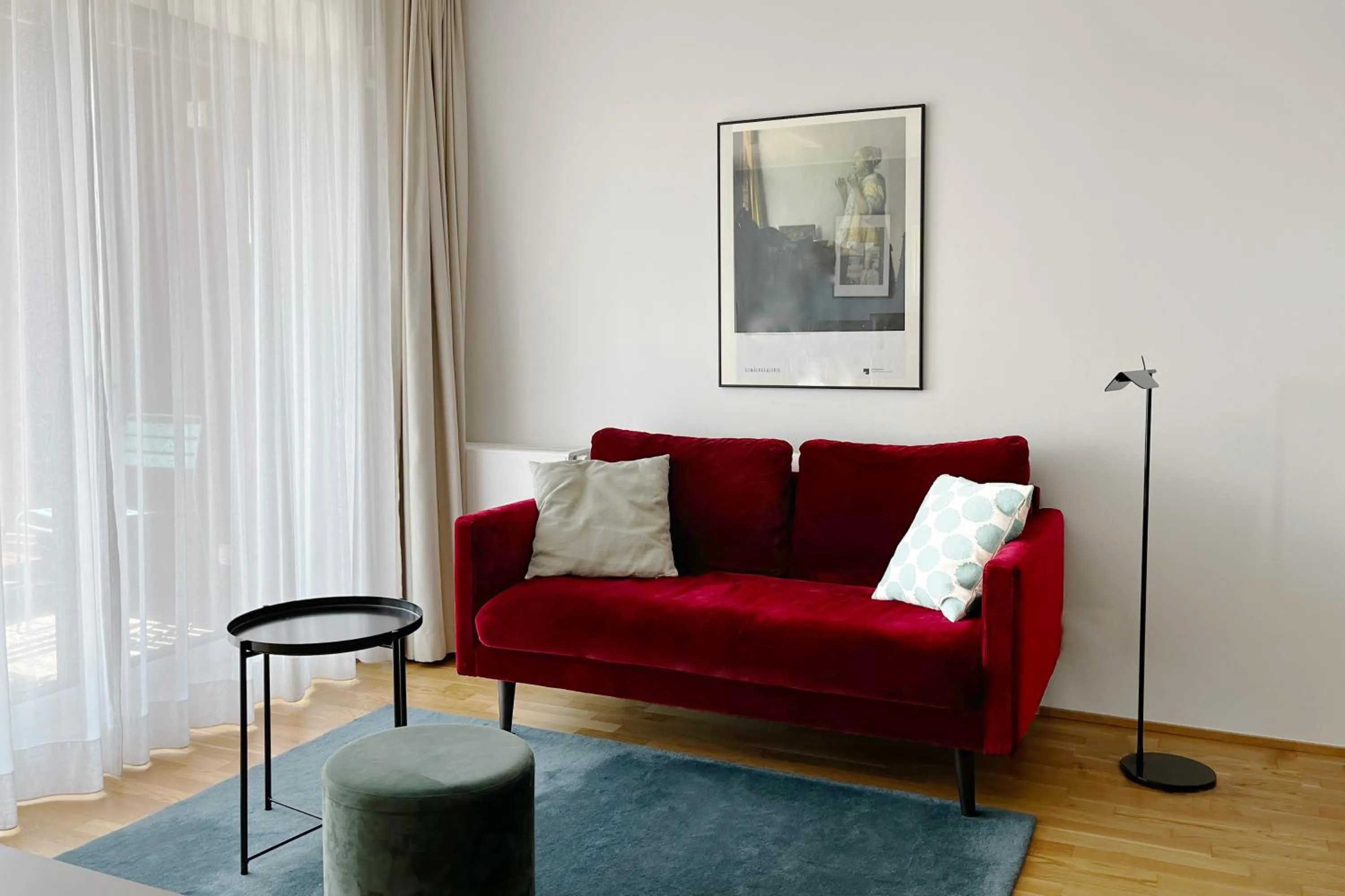 Living room in THE FLAG Oskar M.