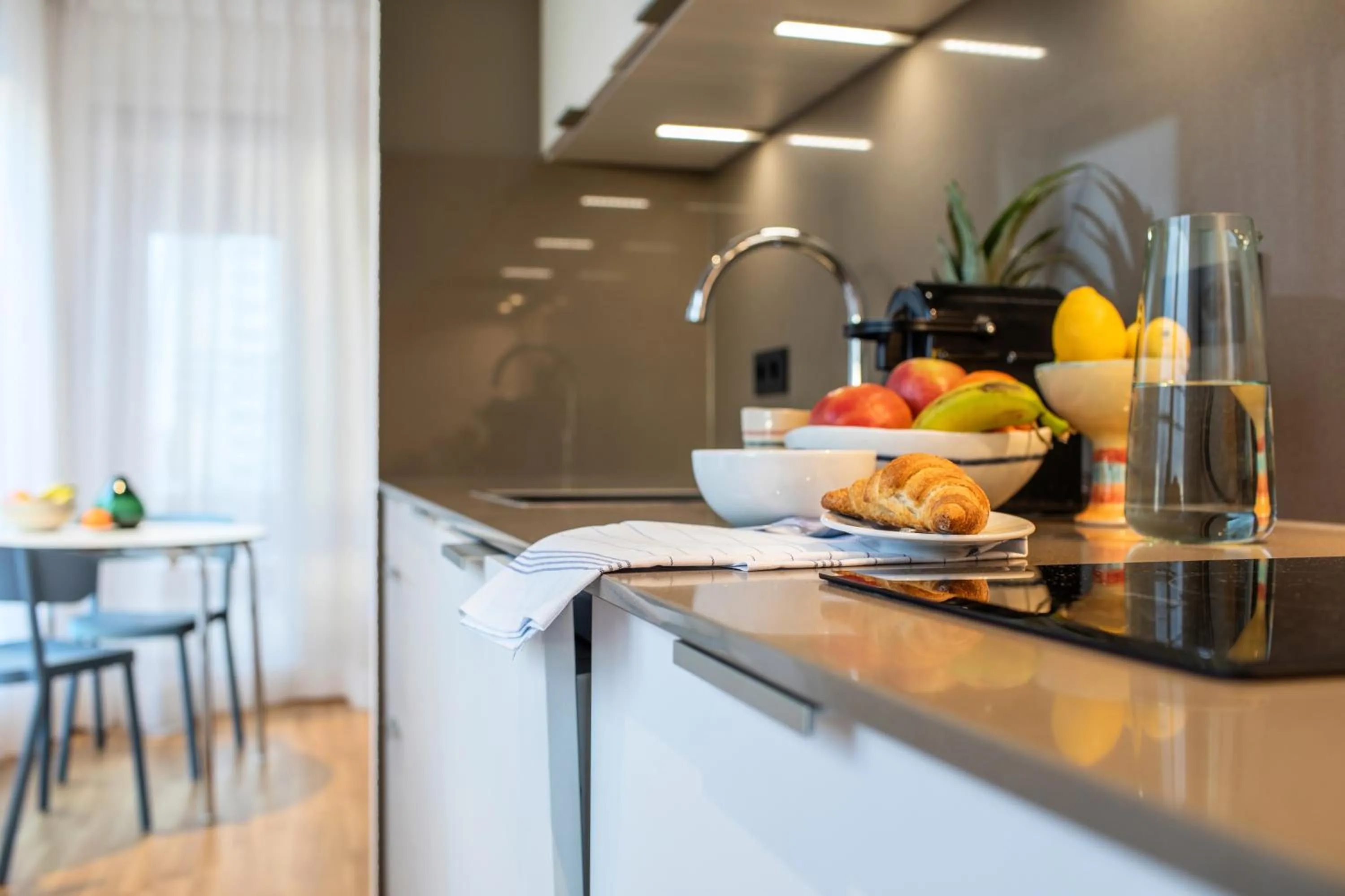 Kitchen or kitchenette in THE FLAG Oskar M.