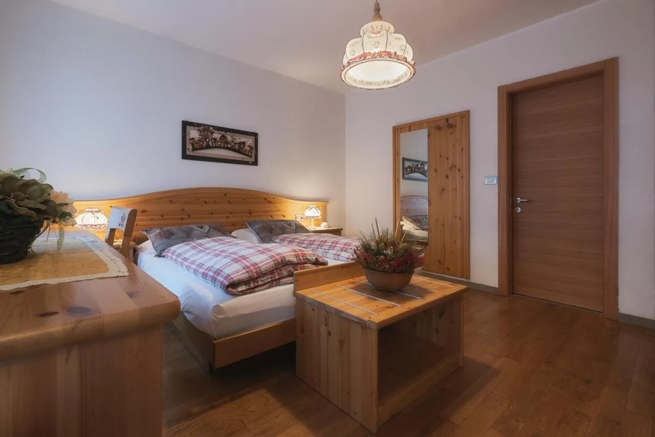 Bed in Dolomiti Hotel Cozzio