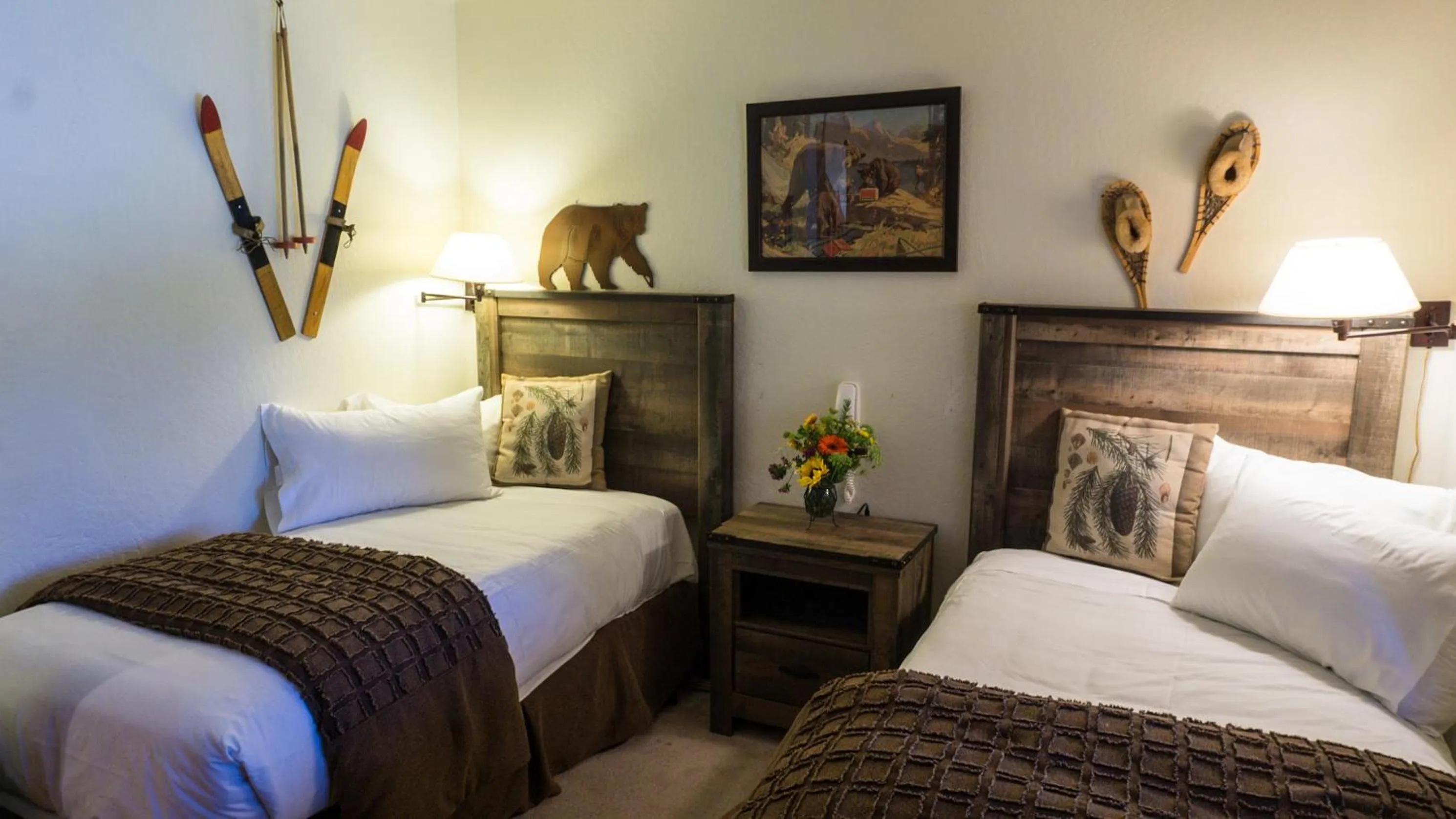 Bed in Ski Trails 4042