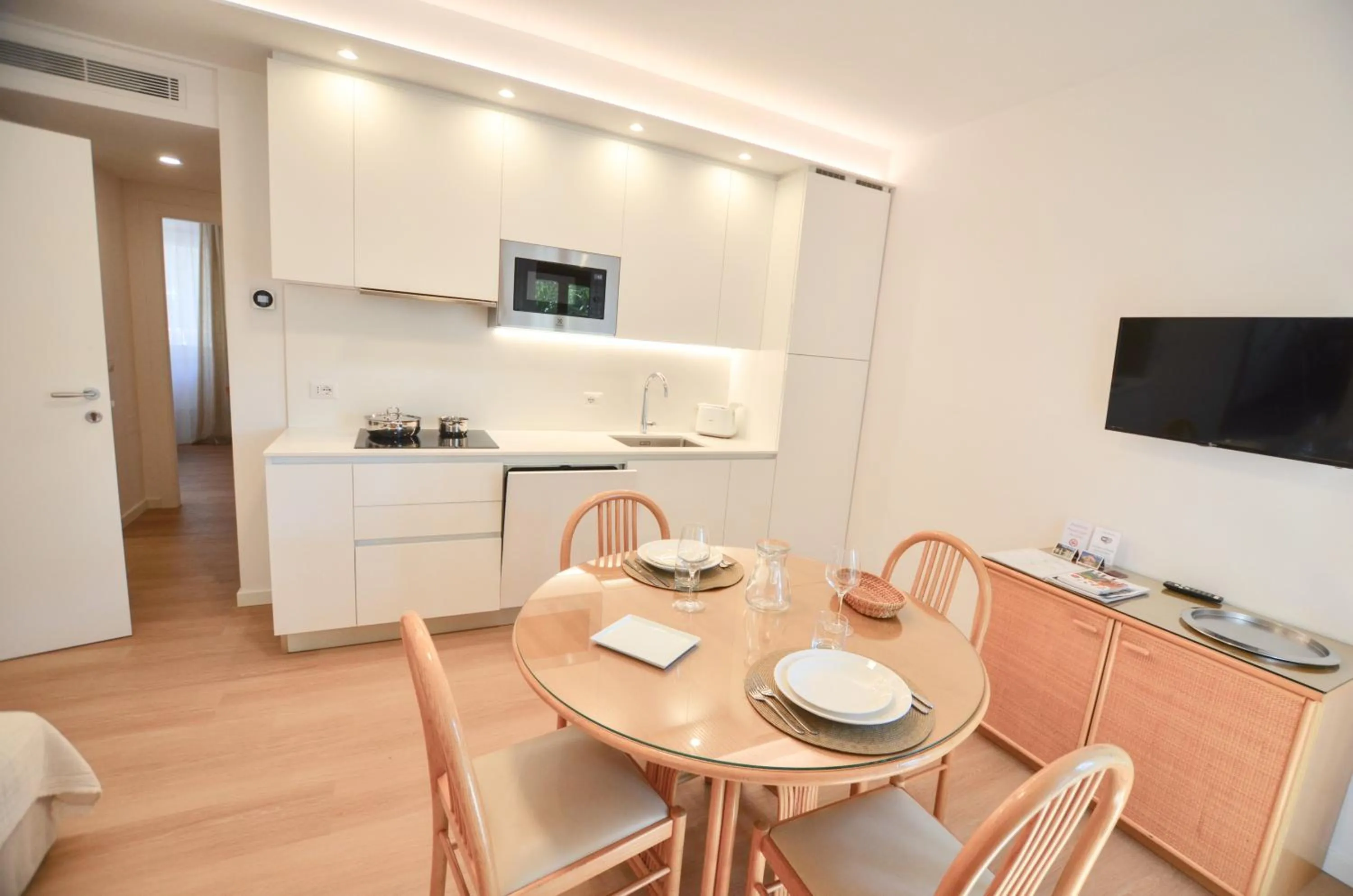 kitchen in Villa Phoenix - Lake Apartments