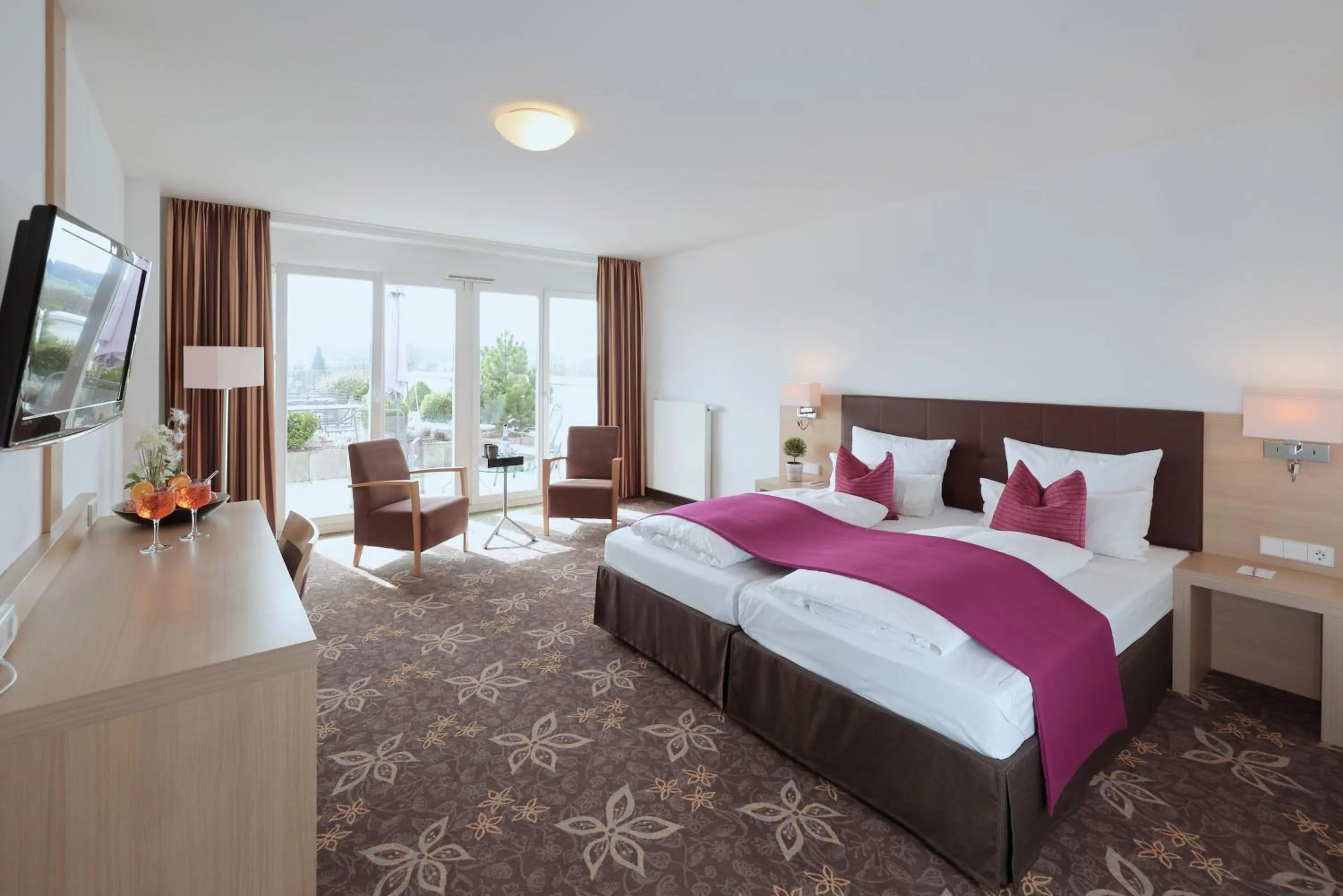 Bed in Hotel Württemberger Hof