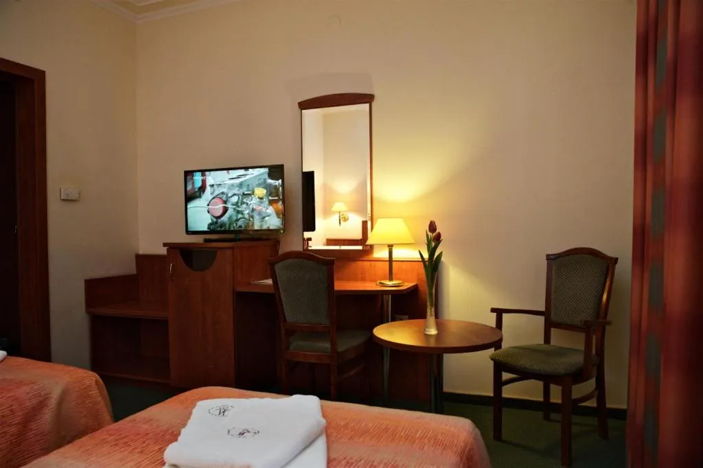 Decorative detail, Bed in Hotel Lukács Superior