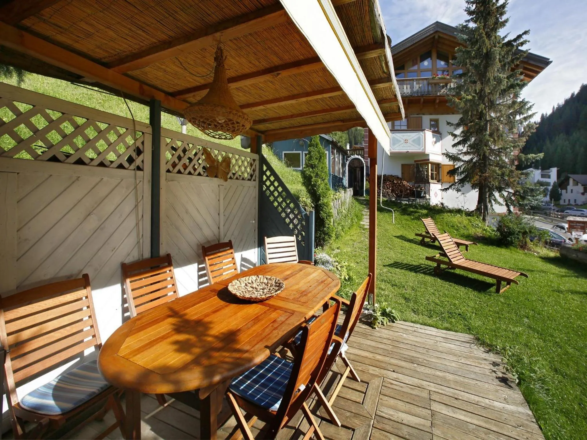 Patio in Garni Ortles