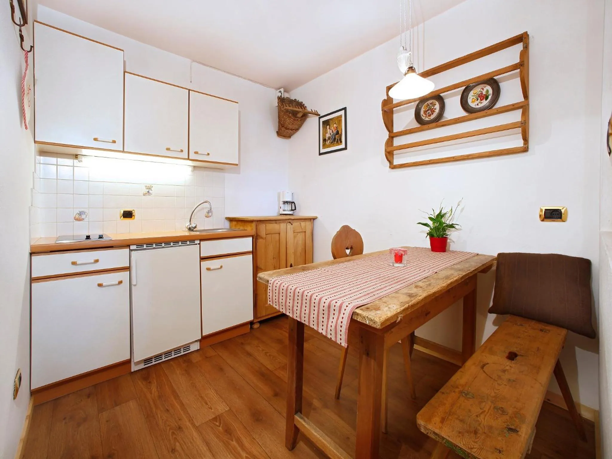 Kitchen or kitchenette in Garni Ortles