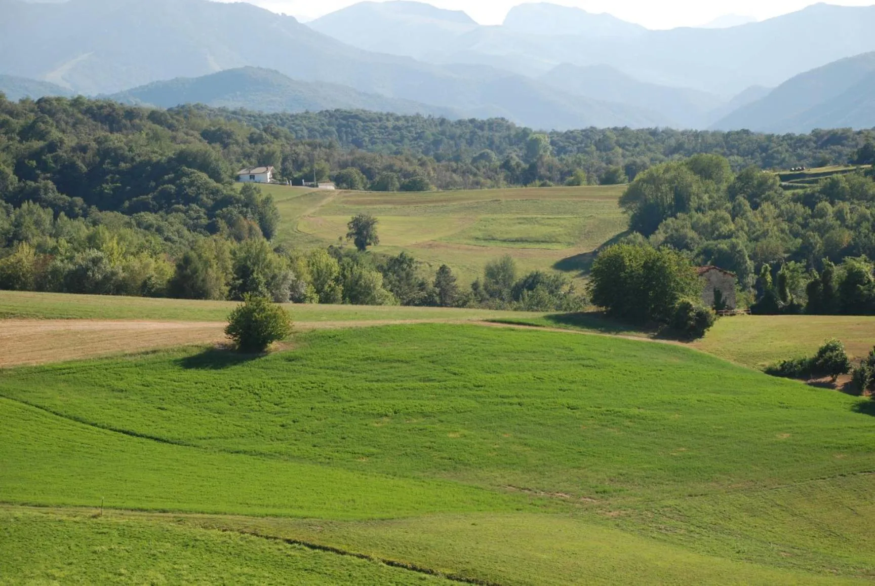 Landmark view in la casa in collina
